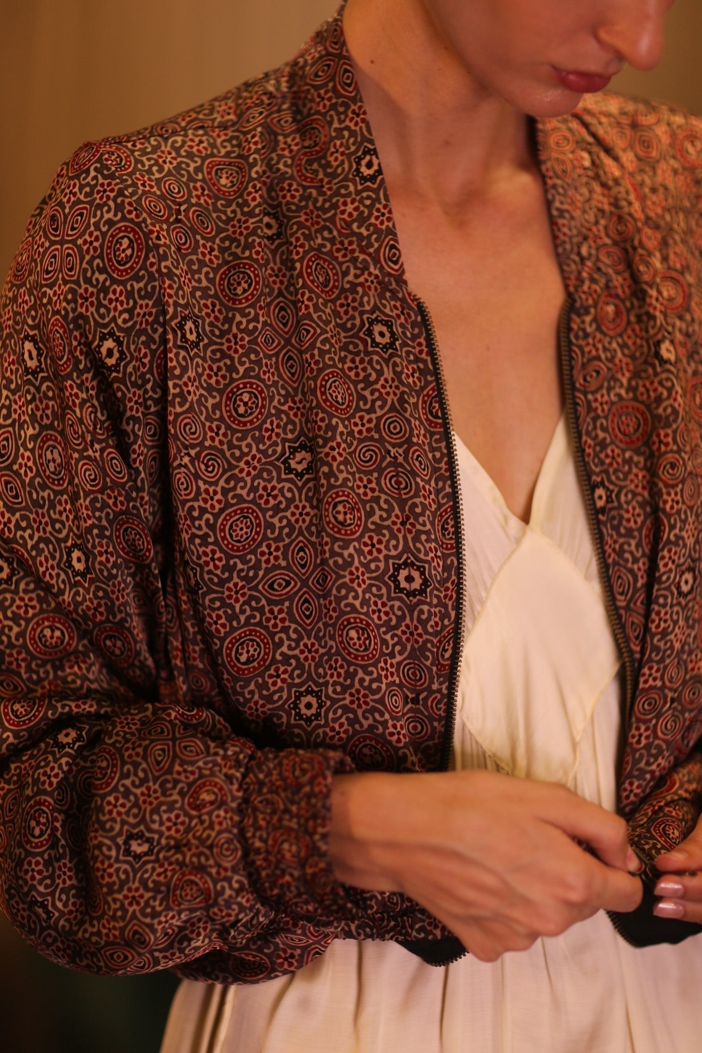 SILK BOMBER JACKET ANCHA KANON - MOMO STUDIO BERLIN - Berlin Concept Store - sustainable & ethical fashion