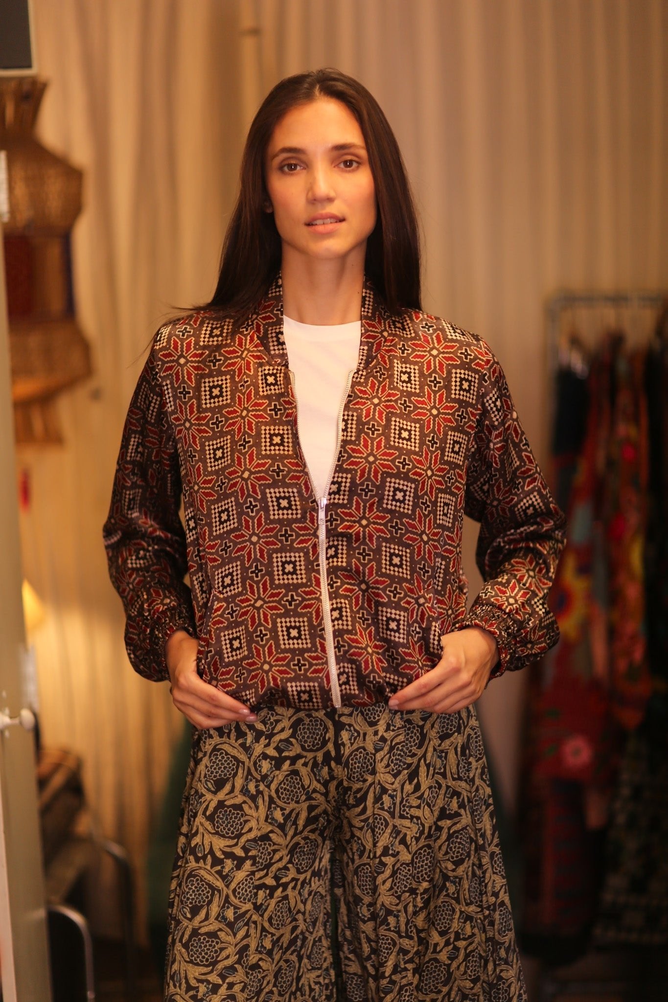 SILK BOMBER JACKET ANCHA RUBY - MOMO STUDIO BERLIN - Berlin Concept Store - sustainable & ethical fashion