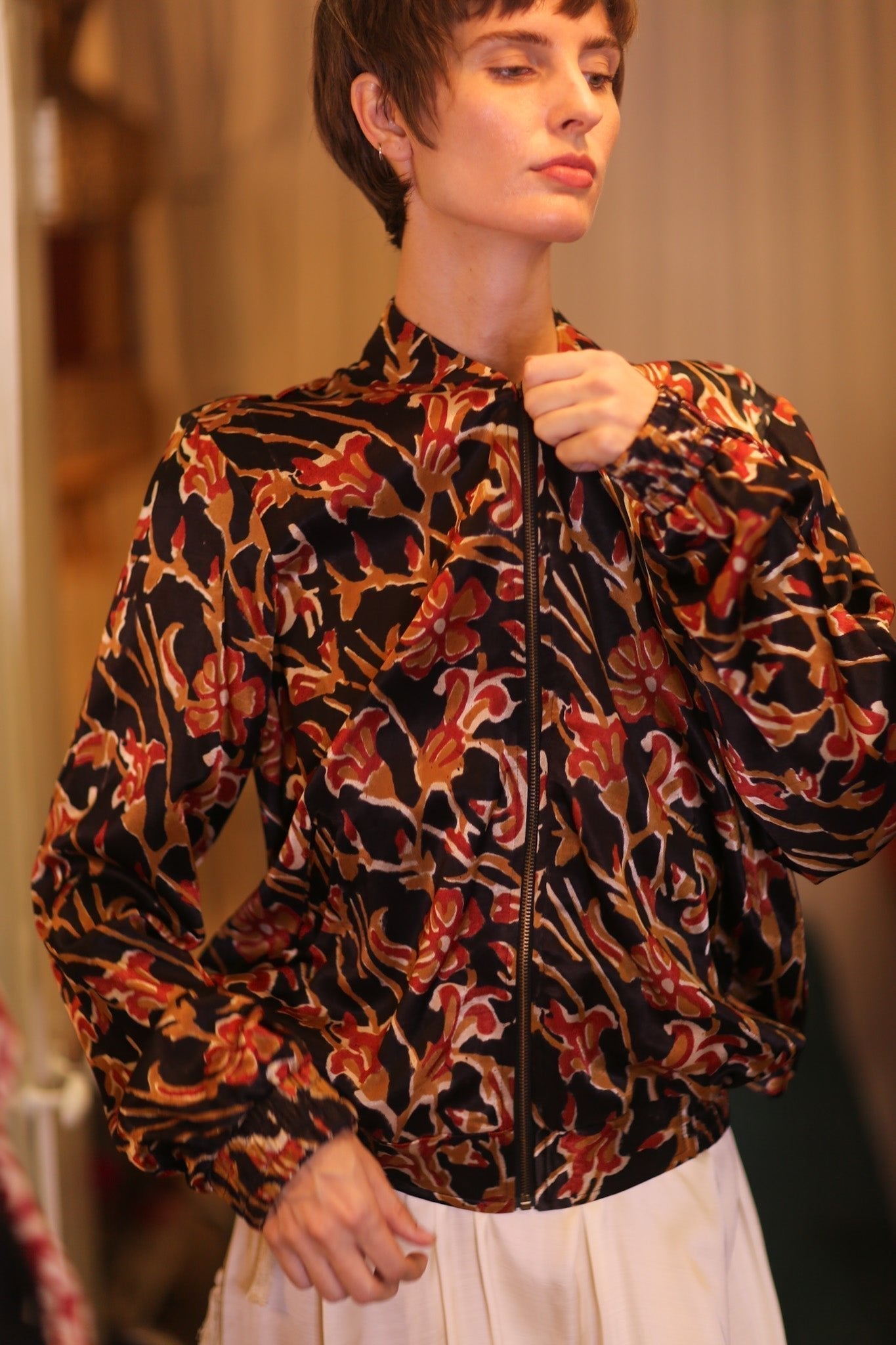 SILK BOMBER JACKET ANCHA SCARLET - MOMO STUDIO BERLIN - Berlin Concept Store - sustainable & ethical fashion