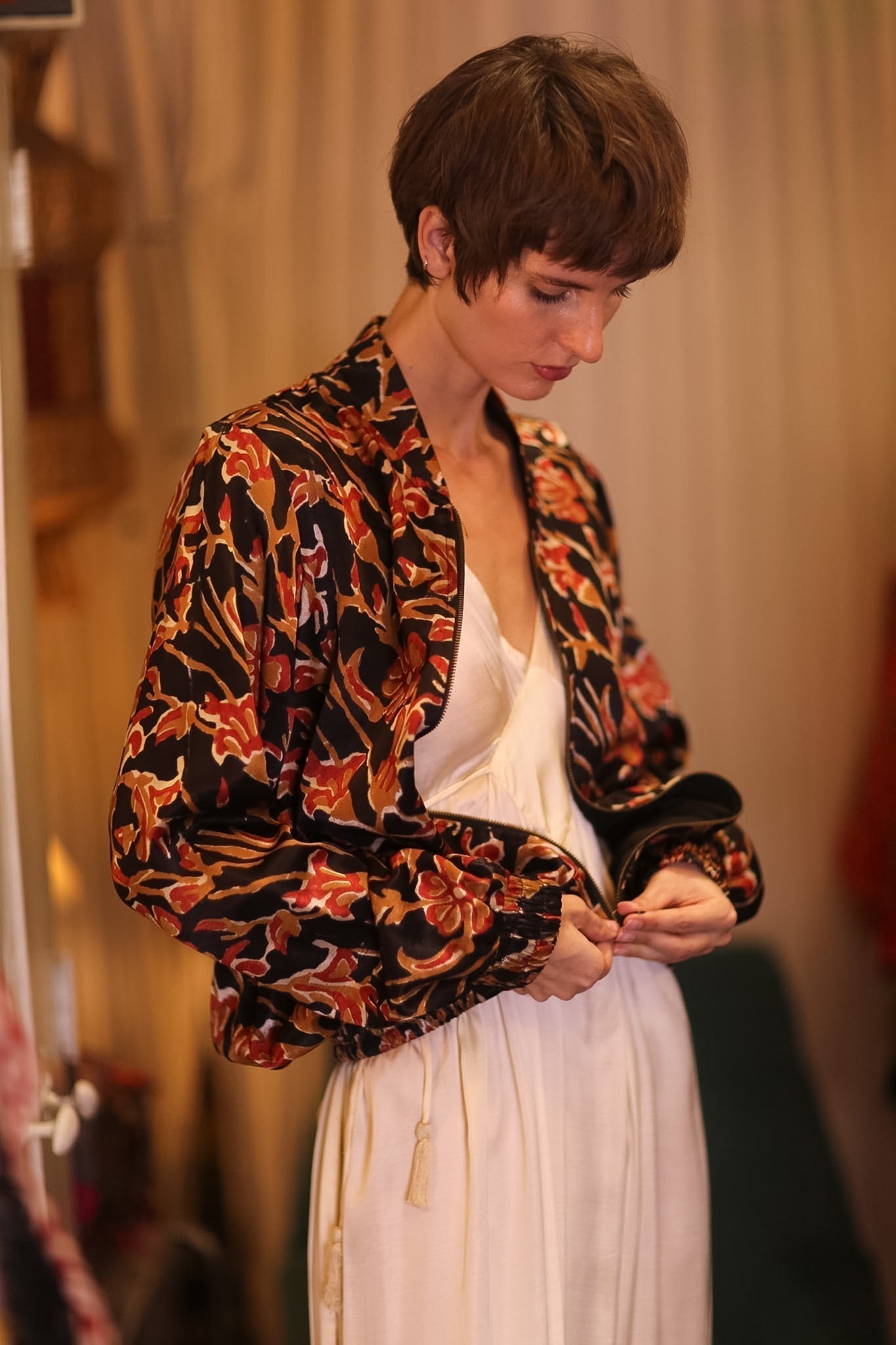 SILK BOMBER JACKET ANCHA SCARLET - MOMO STUDIO BERLIN - Berlin Concept Store - sustainable & ethical fashion