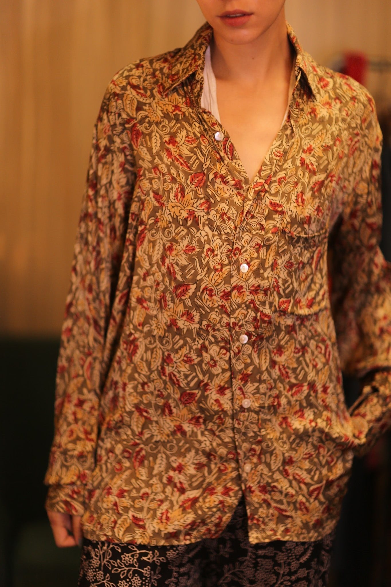 SILK BOYFRIEND SHIRT BILLIE AHAUNG - MOMO STUDIO BERLIN - Berlin Concept Store - sustainable & ethical fashion