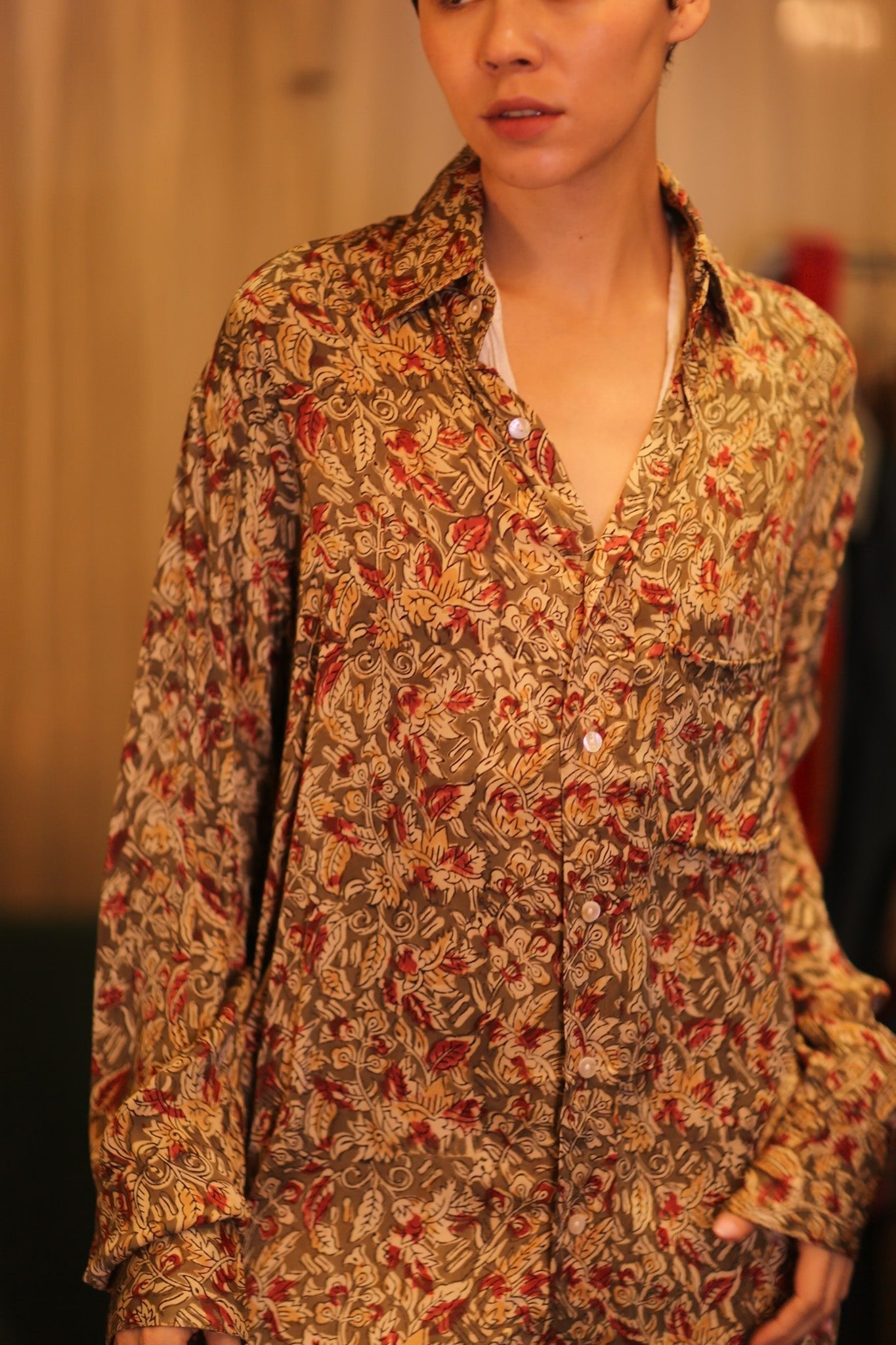 SILK BOYFRIEND SHIRT BILLIE AHAUNG - MOMO STUDIO BERLIN - Berlin Concept Store - sustainable & ethical fashion