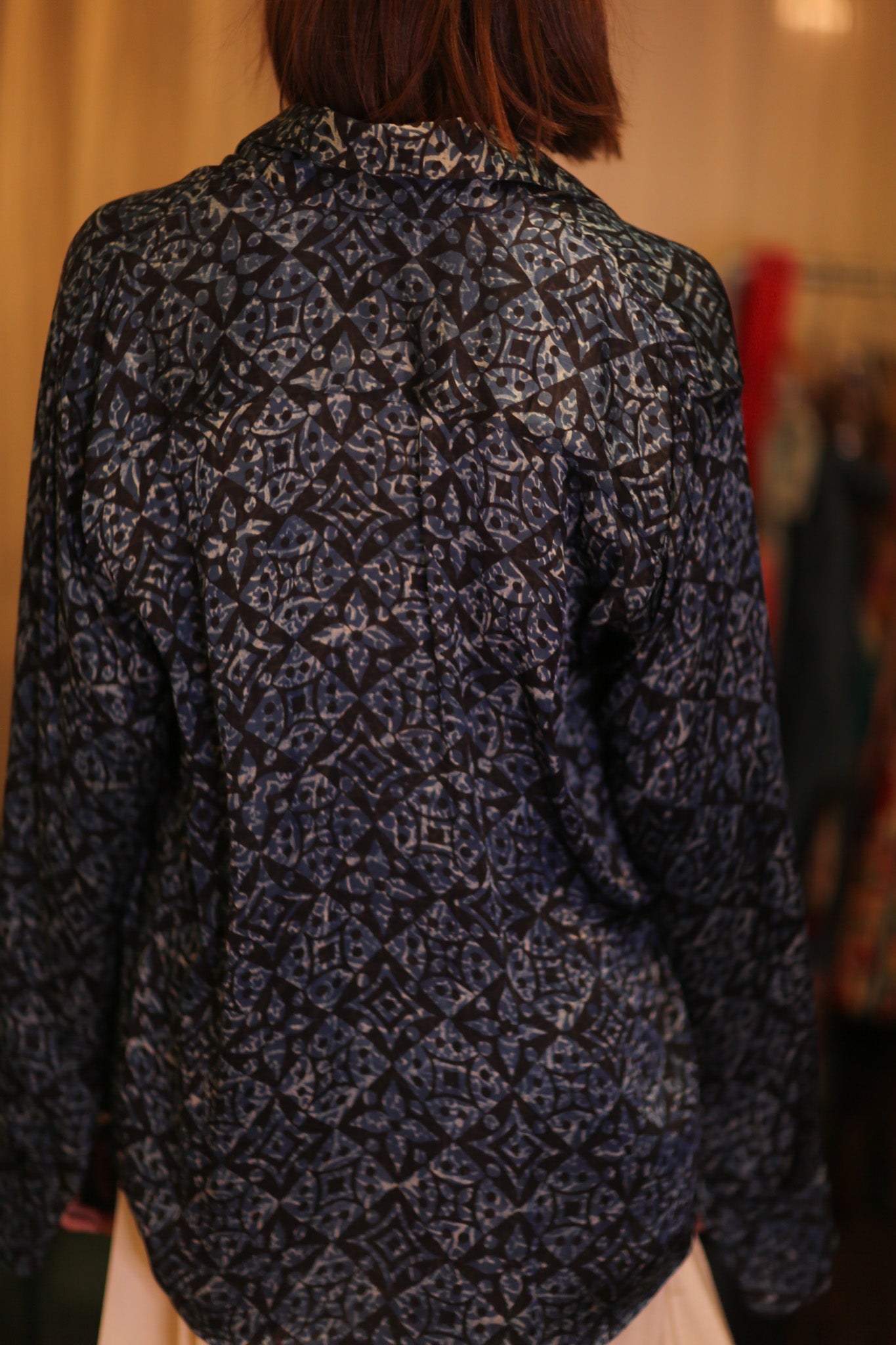 SILK BOYFRIEND SHIRT BILLIE HLAING - MOMO STUDIO BERLIN - Berlin Concept Store - sustainable & ethical fashion