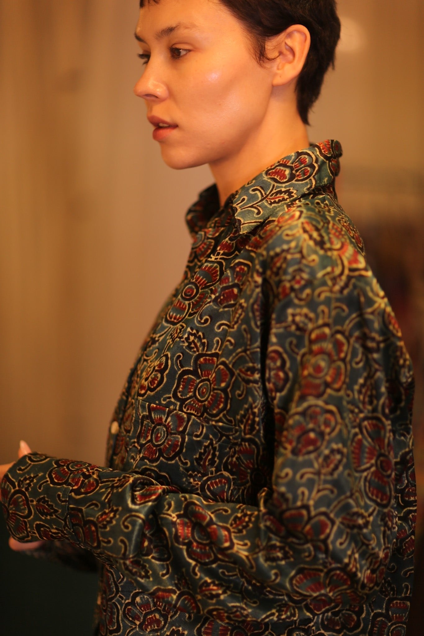 SILK BOYFRIEND SHIRT BILLIE HTOO - MOMO STUDIO BERLIN - Berlin Concept Store - sustainable & ethical fashion