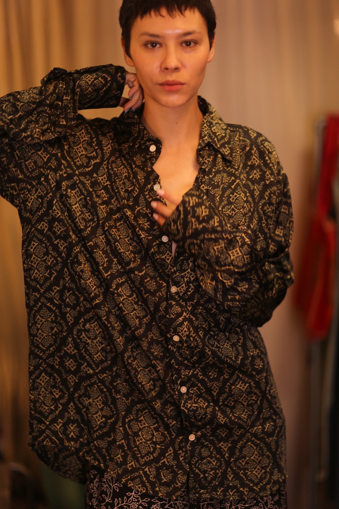 SILK BOYFRIEND SHIRT BILLIE KANOTE - MOMO STUDIO BERLIN - Berlin Concept Store - sustainable & ethical fashion