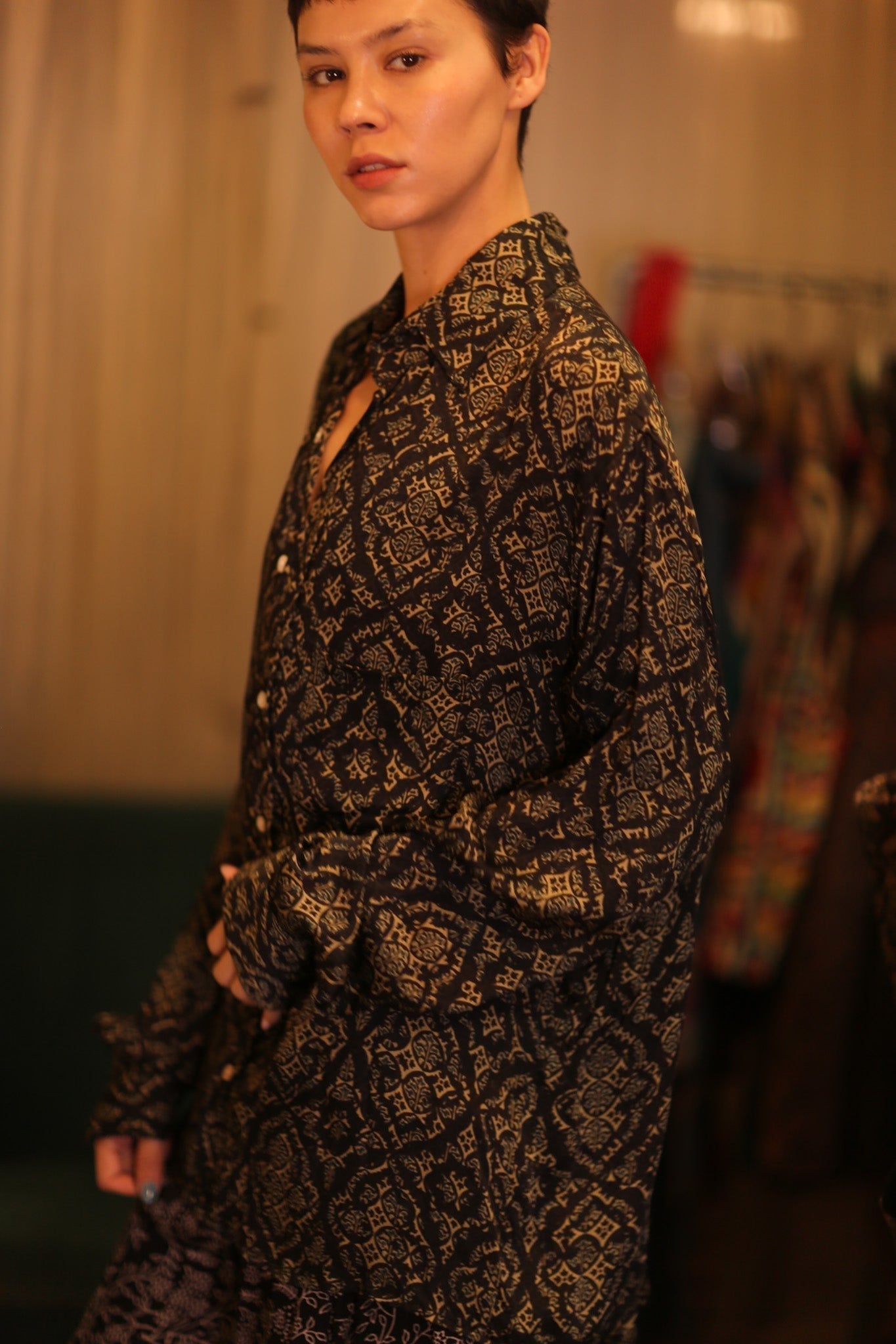 SILK BOYFRIEND SHIRT BILLIE KANOTE - MOMO STUDIO BERLIN - Berlin Concept Store - sustainable & ethical fashion