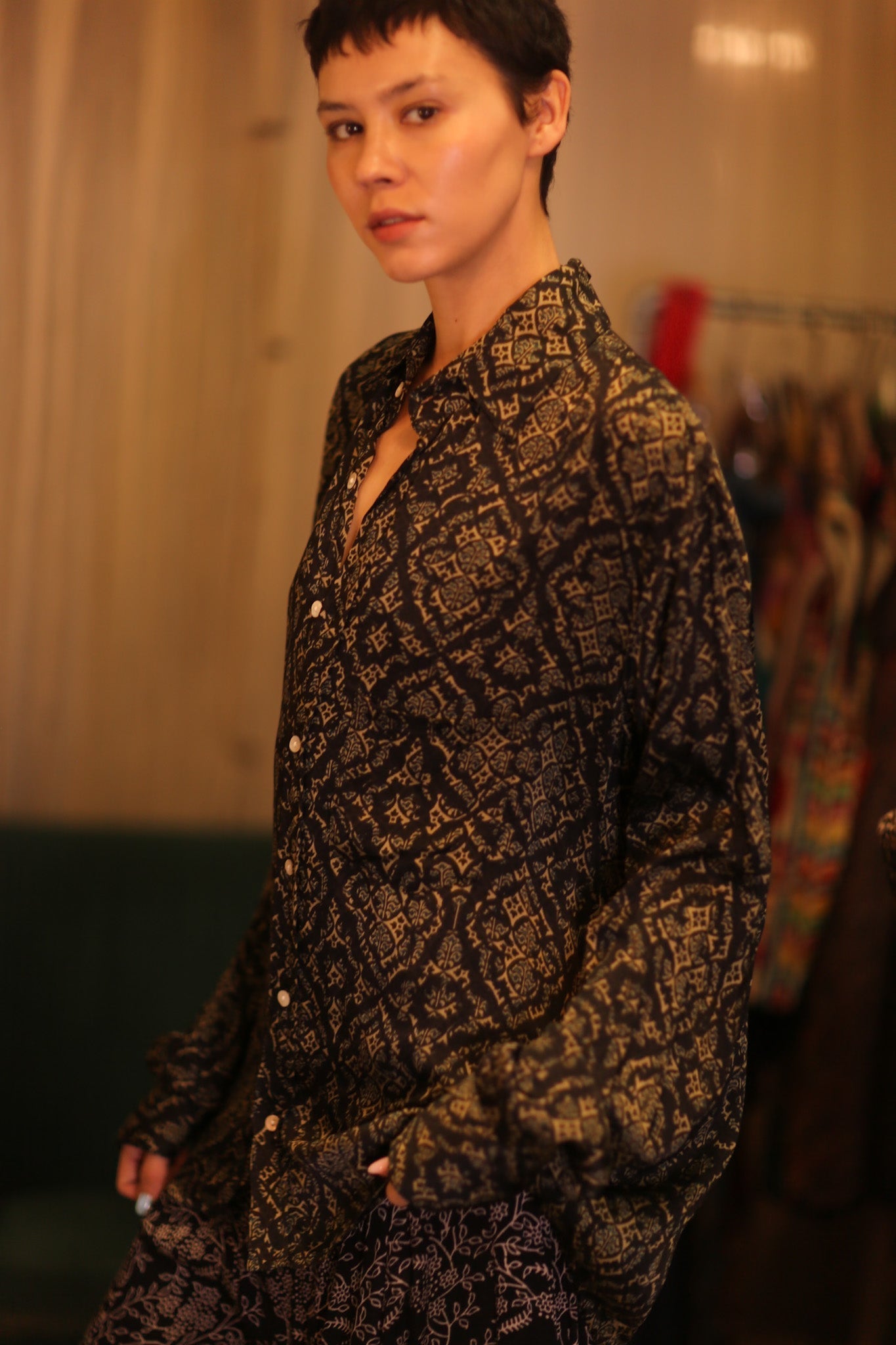 SILK BOYFRIEND SHIRT BILLIE KANOTE - MOMO STUDIO BERLIN - Berlin Concept Store - sustainable & ethical fashion