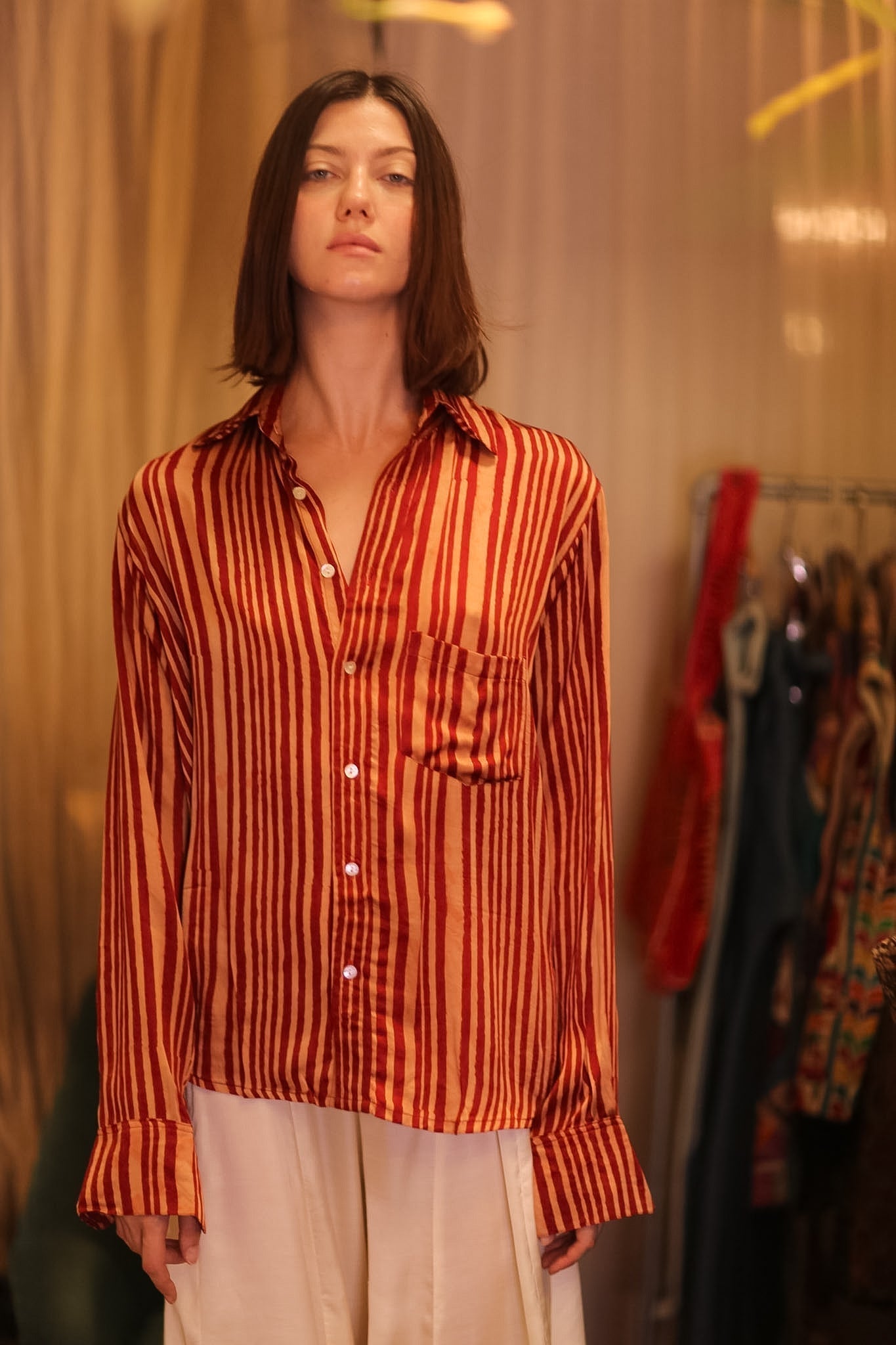 SILK BOYFRIEND SHIRT BILLIE NISIN - MOMO STUDIO BERLIN - Berlin Concept Store - sustainable & ethical fashion