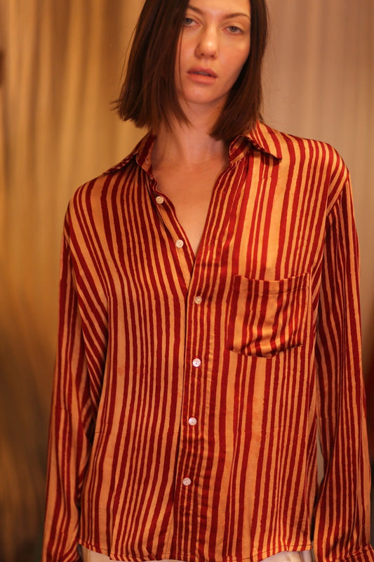 SILK BOYFRIEND SHIRT BILLIE NISIN - MOMO STUDIO BERLIN - Berlin Concept Store - sustainable & ethical fashion
