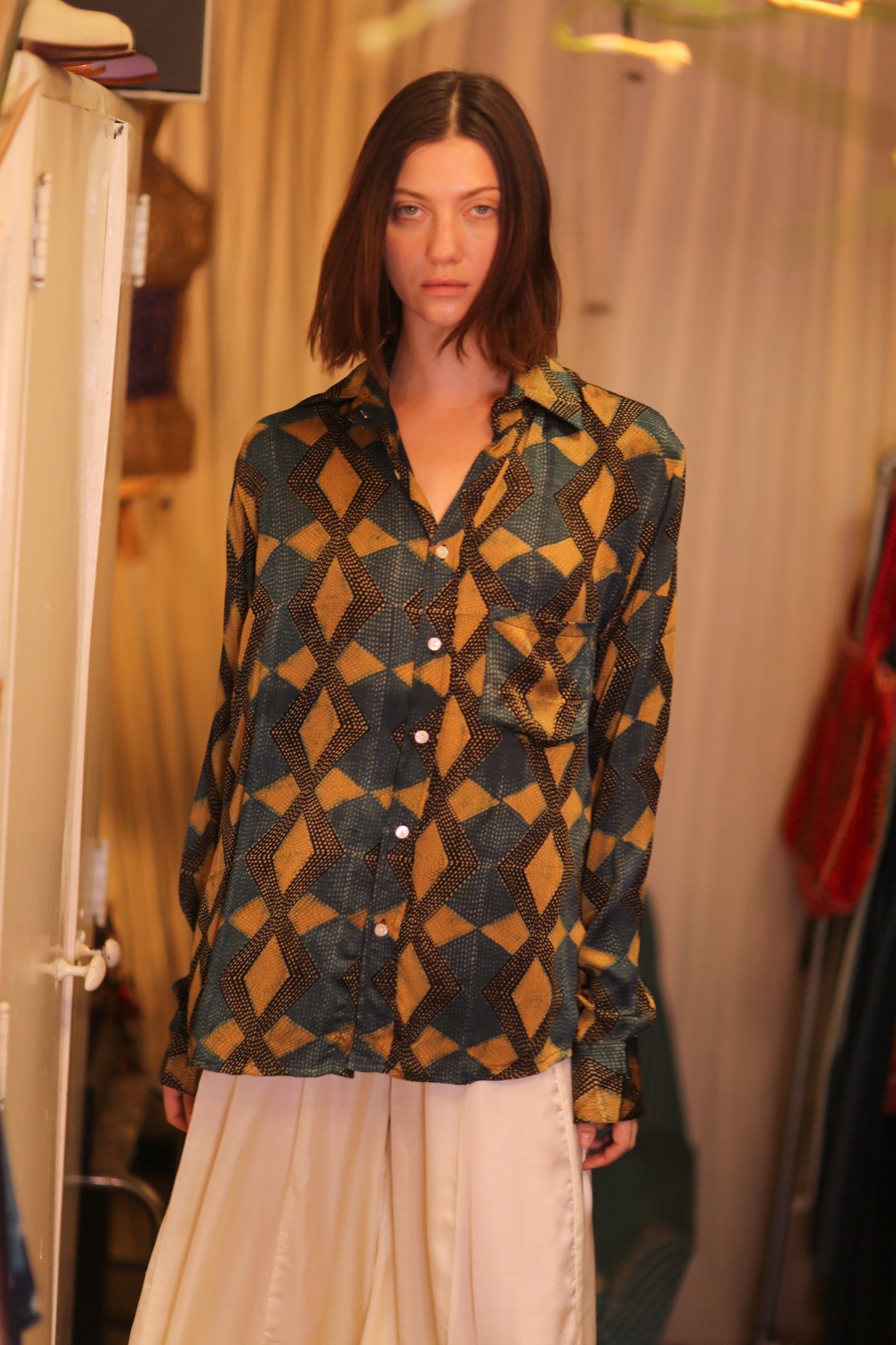 SILK BOYFRIEND SHIRT BILLIE SANWIN - MOMO STUDIO BERLIN - Berlin Concept Store - sustainable & ethical fashion