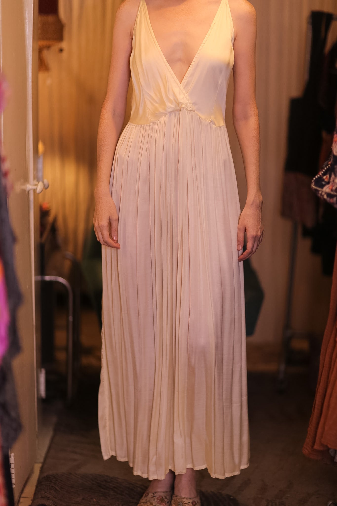 SILK DRESS LILY CREAM SOLID - MOMO STUDIO BERLIN - Berlin Concept Store - sustainable & ethical fashion