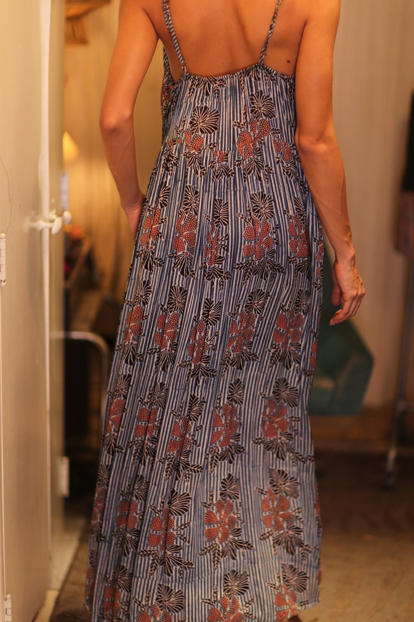 SILK DRESS LILY HIBI - MOMO STUDIO BERLIN - Berlin Concept Store - sustainable & ethical fashion