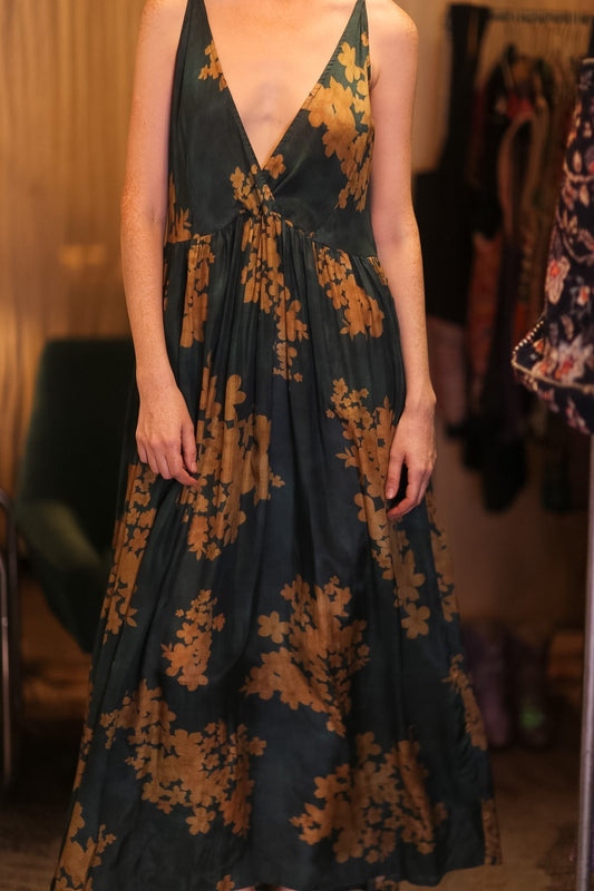 SILK DRESS LILY PADAUK - MOMO STUDIO BERLIN - Berlin Concept Store - sustainable & ethical fashion