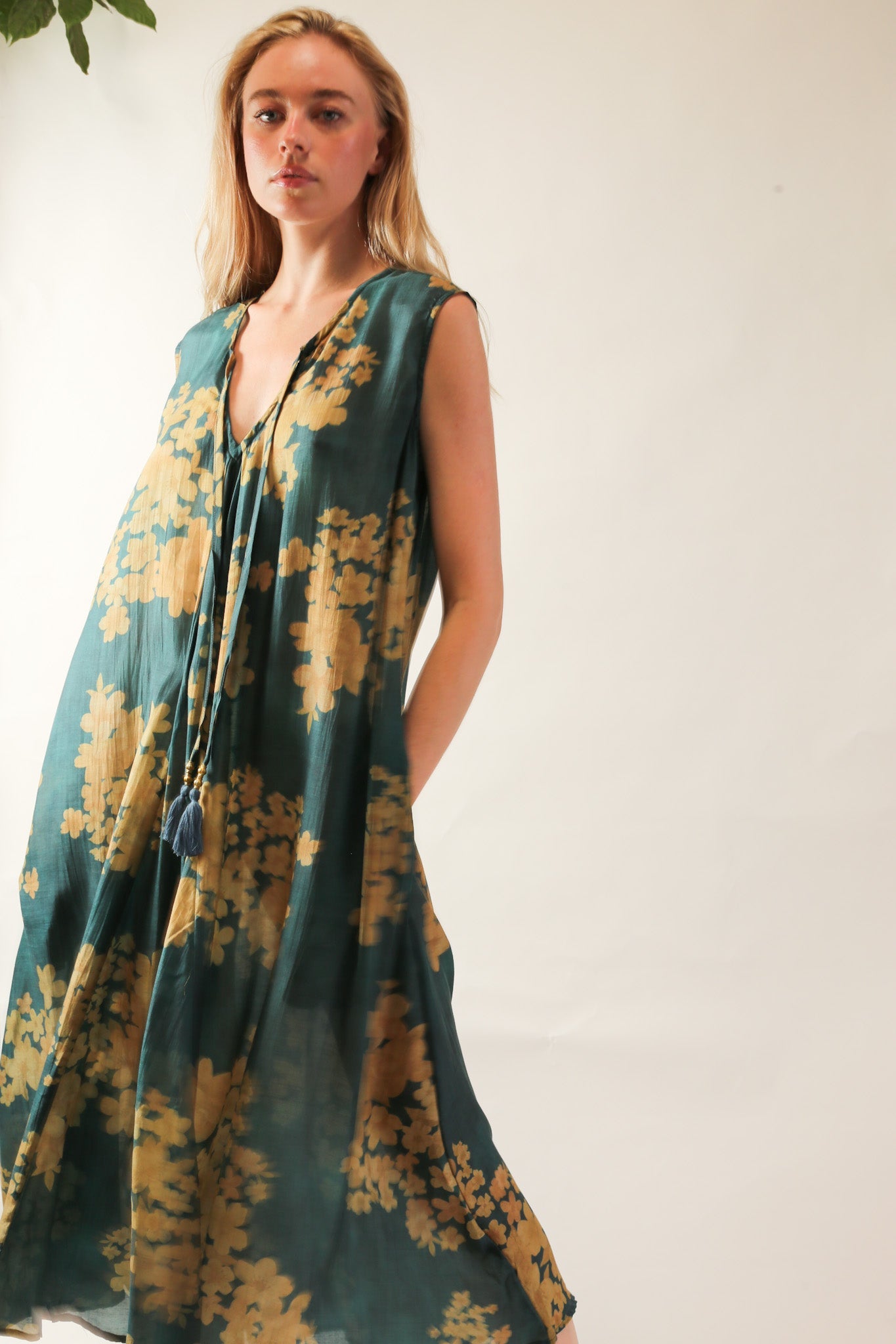 SILK DRESS NATCHA - MOMO STUDIO BERLIN - Berlin Concept Store - sustainable & ethical fashion