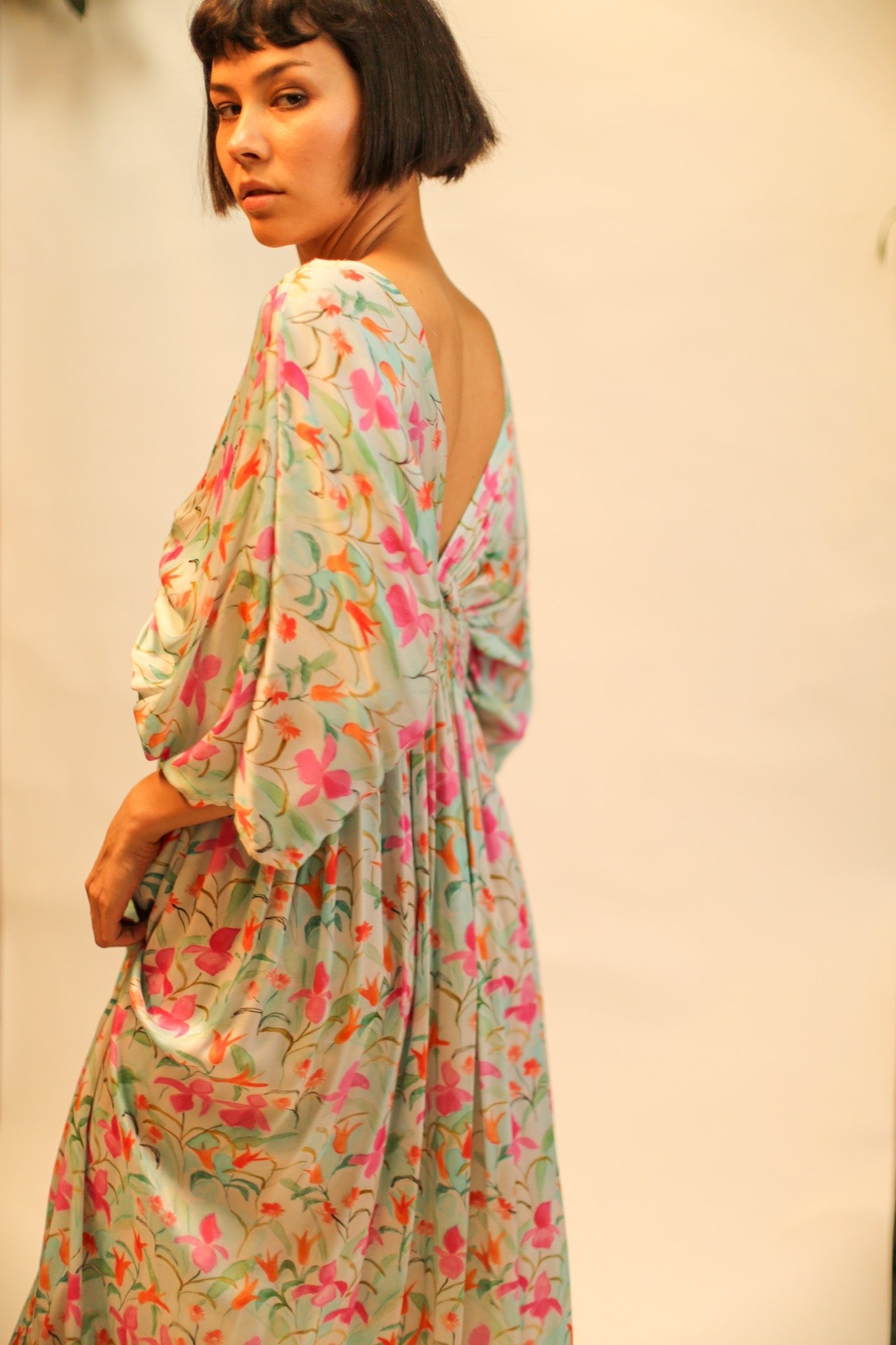 SILK DRESS PINA CREAM FLORAL - MOMO STUDIO BERLIN - Berlin Concept Store - sustainable & ethical fashion