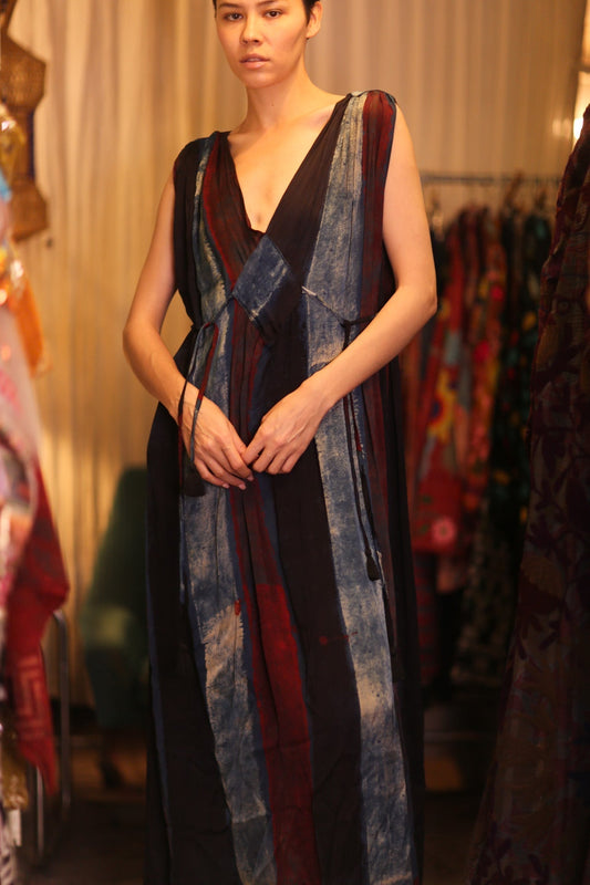SILK DRESS VICTORIA LINA - MOMO STUDIO BERLIN - Berlin Concept Store - sustainable & ethical fashion