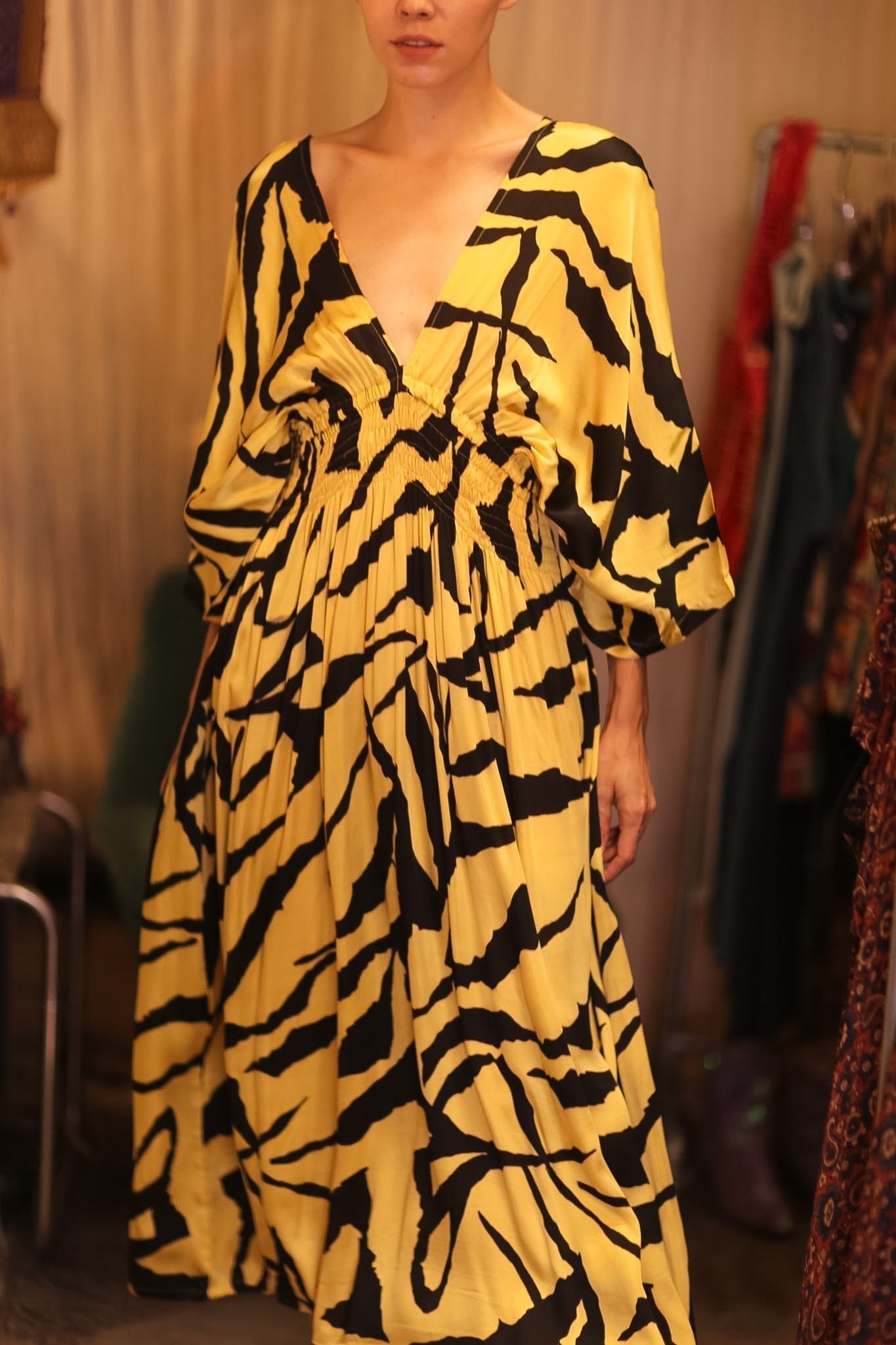 SILK DRESS ZURI WARNET - MOMO STUDIO BERLIN - Berlin Concept Store - sustainable & ethical fashion