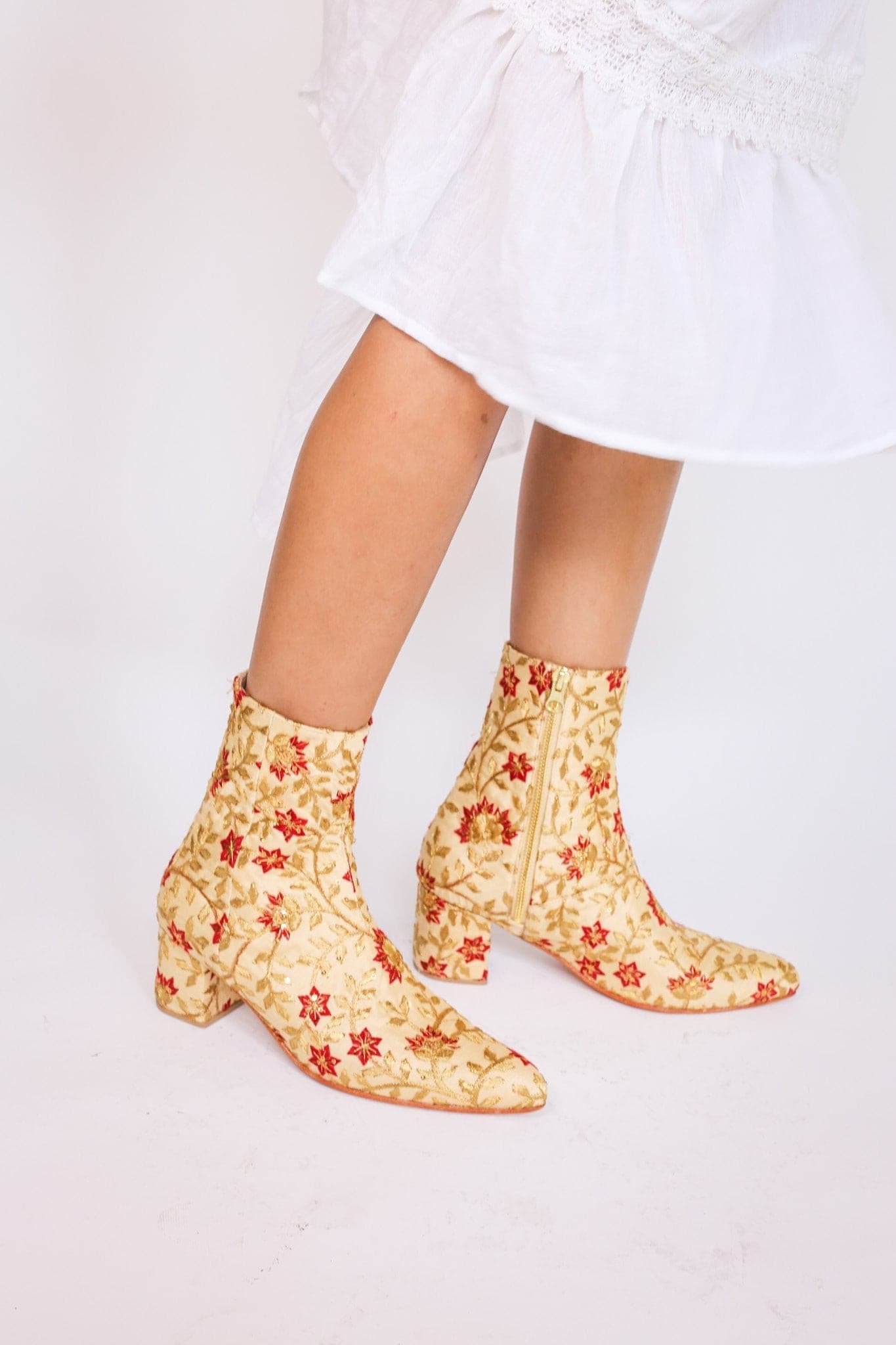 SILK EMBROIDERED BOOTS KATE - MOMO STUDIO BERLIN - Berlin Concept Store - sustainable & ethical fashion