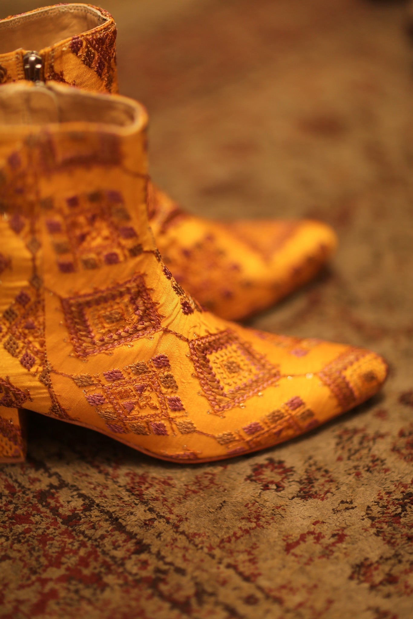 SILK EMBROIDERED BOOTS KINDRA - MOMO STUDIO BERLIN - Berlin Concept Store - sustainable & ethical fashion