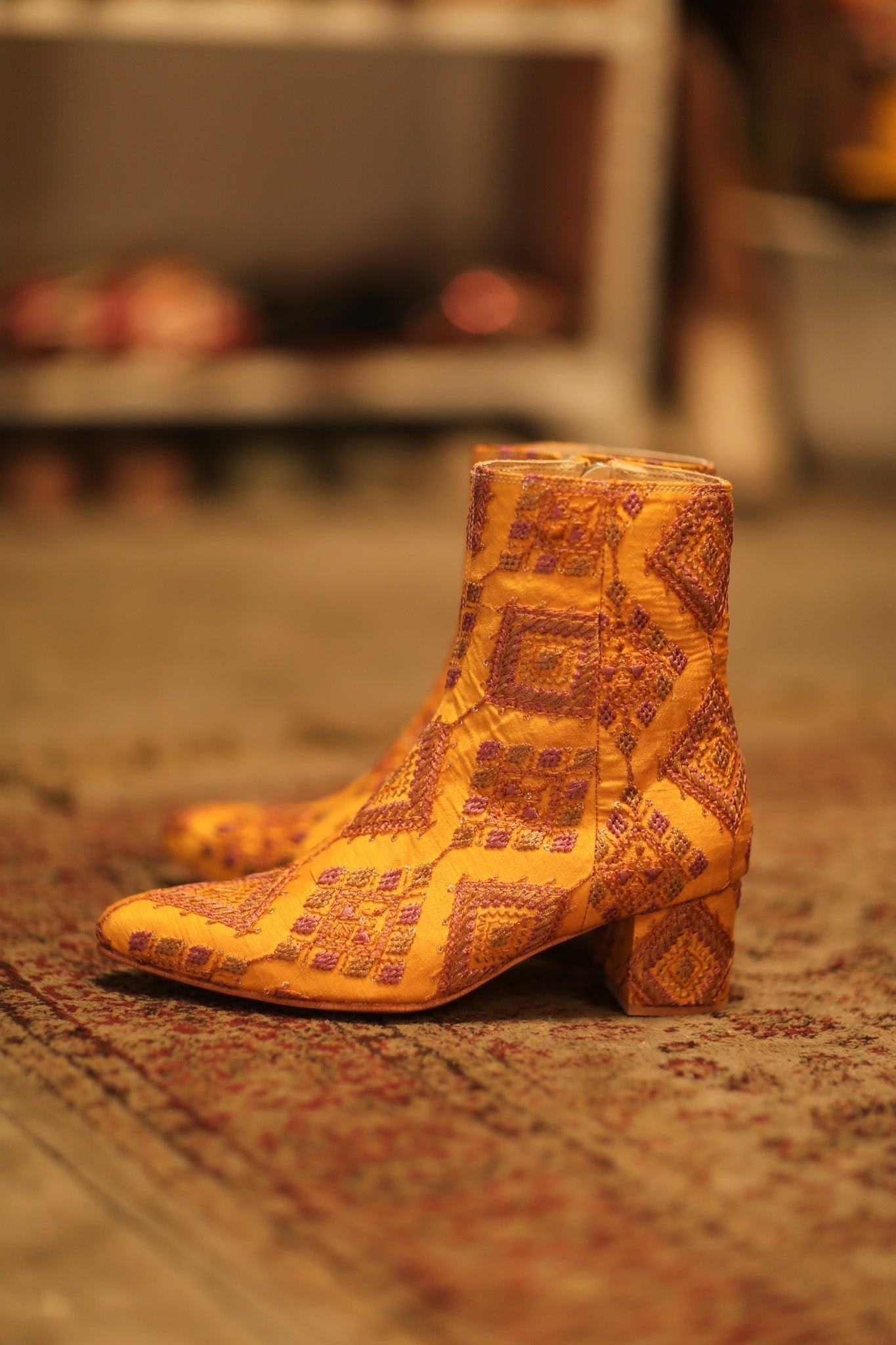 SILK EMBROIDERED BOOTS KINDRA - MOMO STUDIO BERLIN - Berlin Concept Store - sustainable & ethical fashion