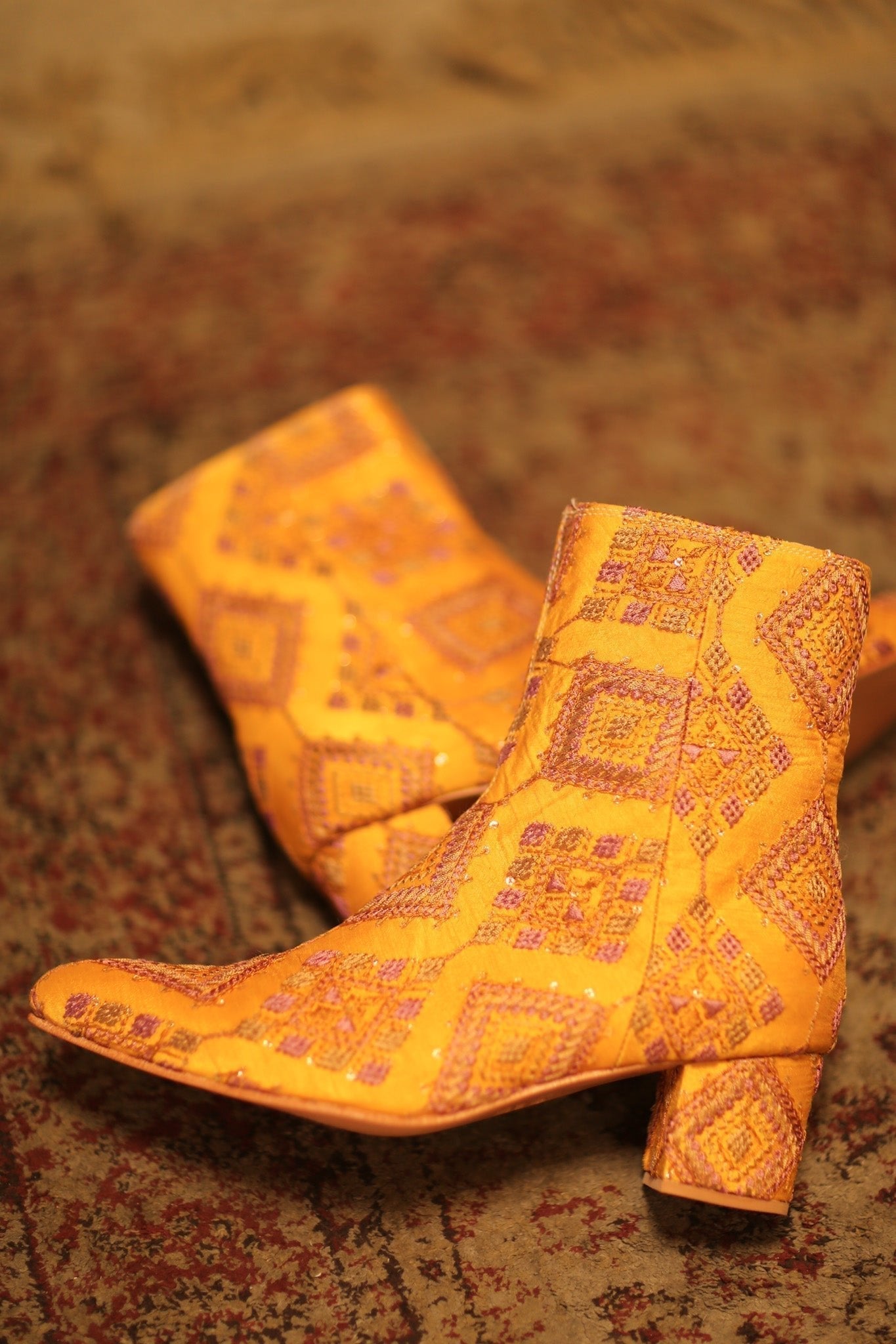 SILK EMBROIDERED BOOTS KINDRA - MOMO STUDIO BERLIN - Berlin Concept Store - sustainable & ethical fashion