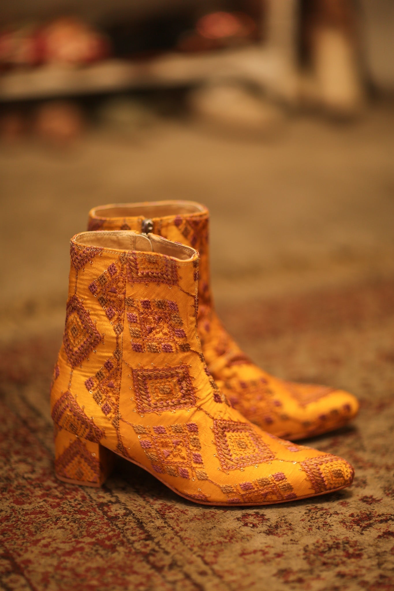 SILK EMBROIDERED BOOTS KINDRA - MOMO STUDIO BERLIN - Berlin Concept Store - sustainable & ethical fashion