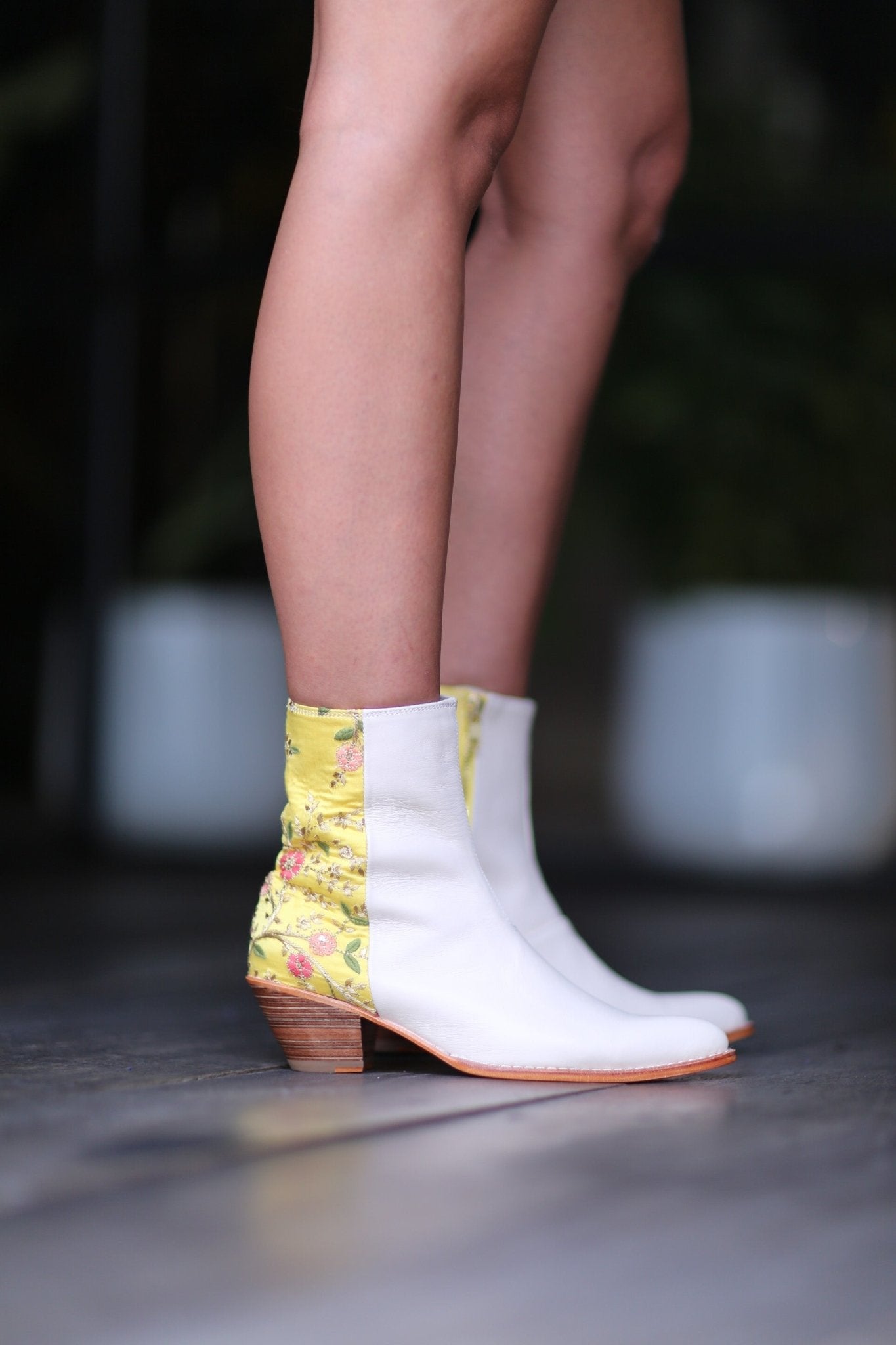 SILK EMBROIDERED BOOTS MISA - MOMO STUDIO BERLIN - Berlin Concept Store - sustainable & ethical fashion