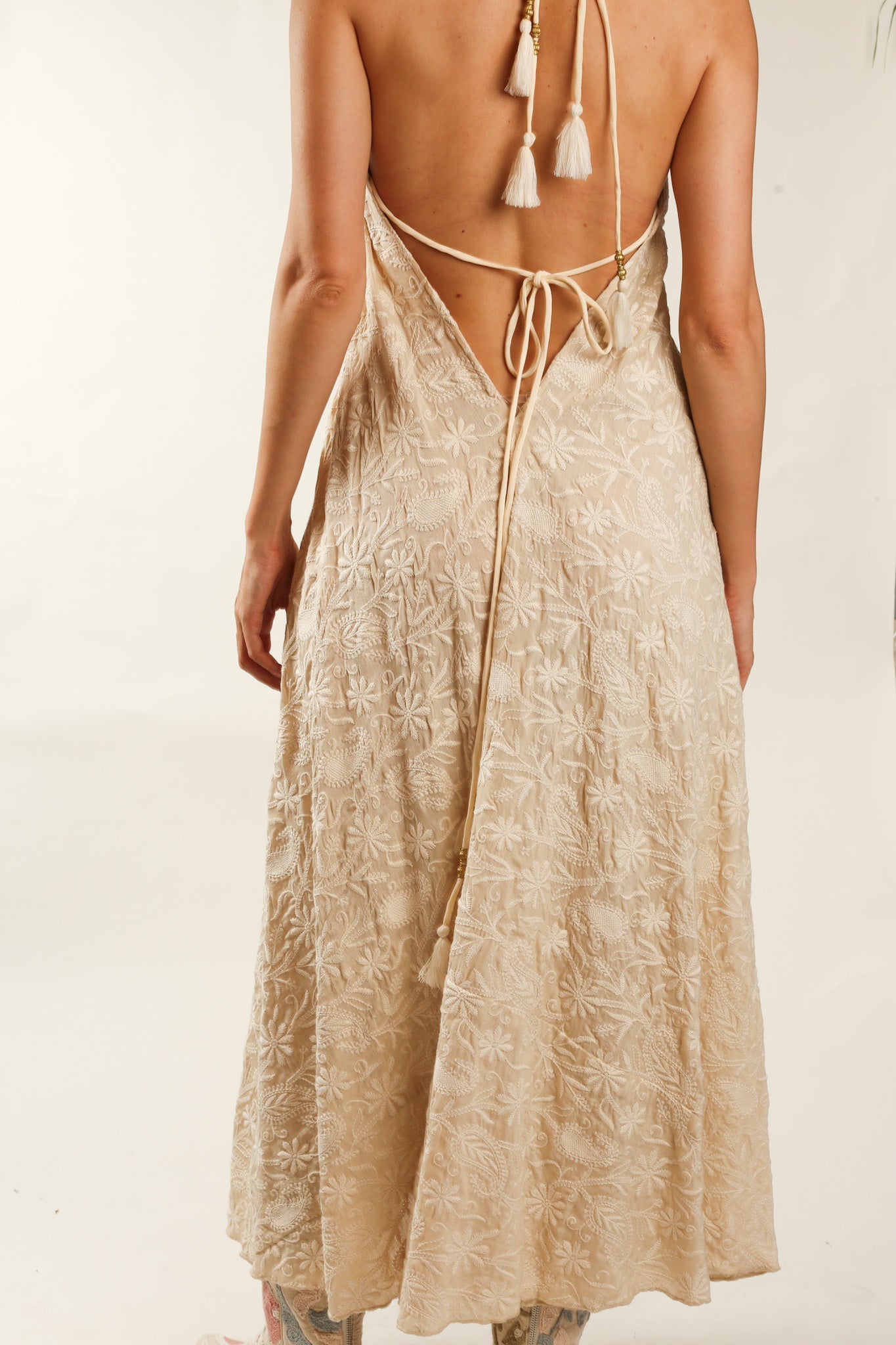 SILK EMBROIDERED DRESS SAGI - MOMO STUDIO BERLIN - Berlin Concept Store - sustainable & ethical fashion