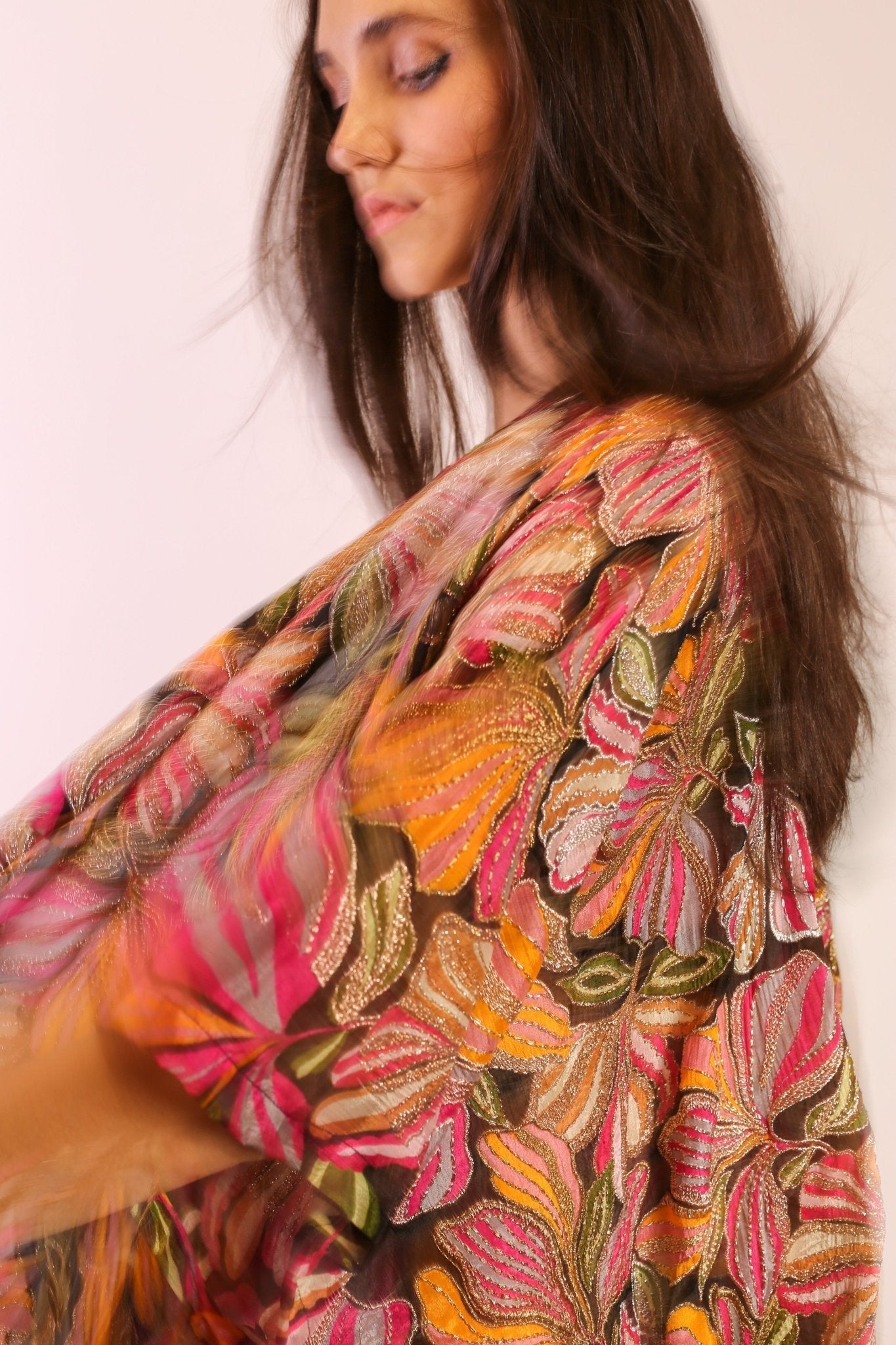 SILK EMBROIDERED KIMONO MAE - MOMO STUDIO BERLIN - Berlin Concept Store - sustainable & ethical fashion