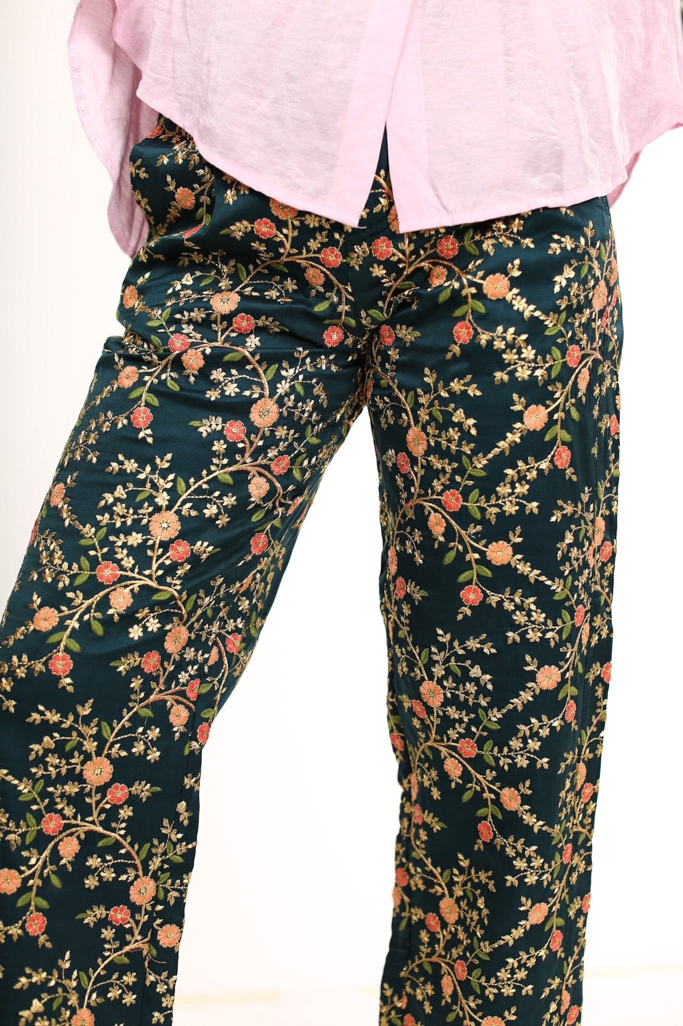 SILK EMBROIDERED PANTS ELOISE - MOMO STUDIO BERLIN - Berlin Concept Store - sustainable & ethical fashion