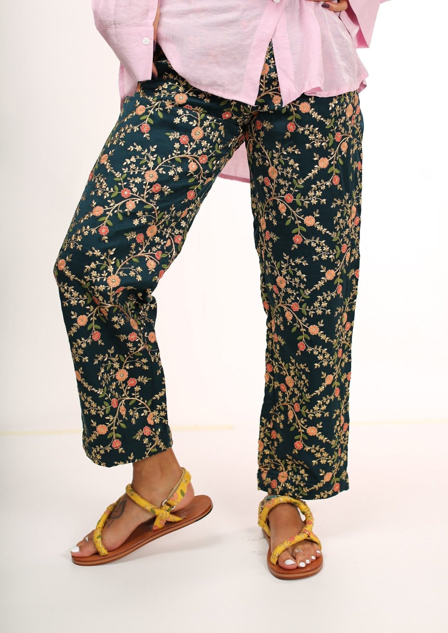 SILK EMBROIDERED PANTS ELOISE - MOMO STUDIO BERLIN - Berlin Concept Store - sustainable & ethical fashion