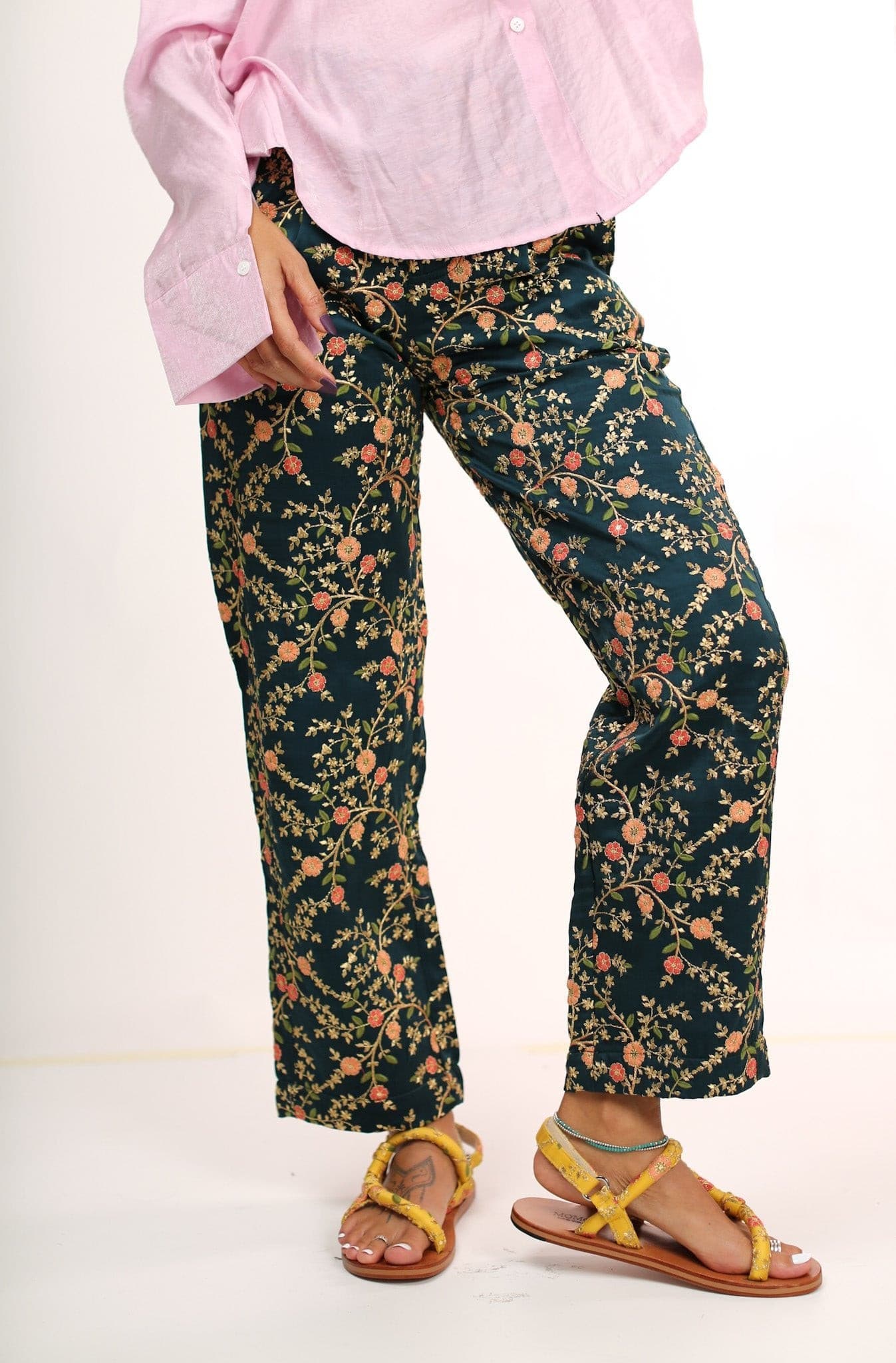 SILK EMBROIDERED PANTS ELOISE - MOMO STUDIO BERLIN - Berlin Concept Store - sustainable & ethical fashion