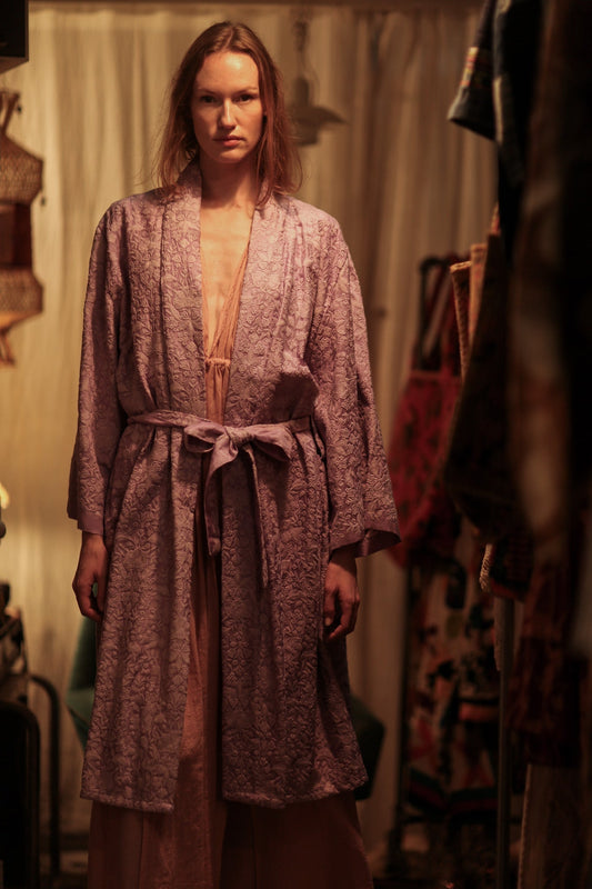 SILK FLORINE LITTLE FLOWERS EMBROIDERED KIMONO LILAC - MOMO STUDIO BERLIN - Berlin Concept Store - sustainable & ethical fashion