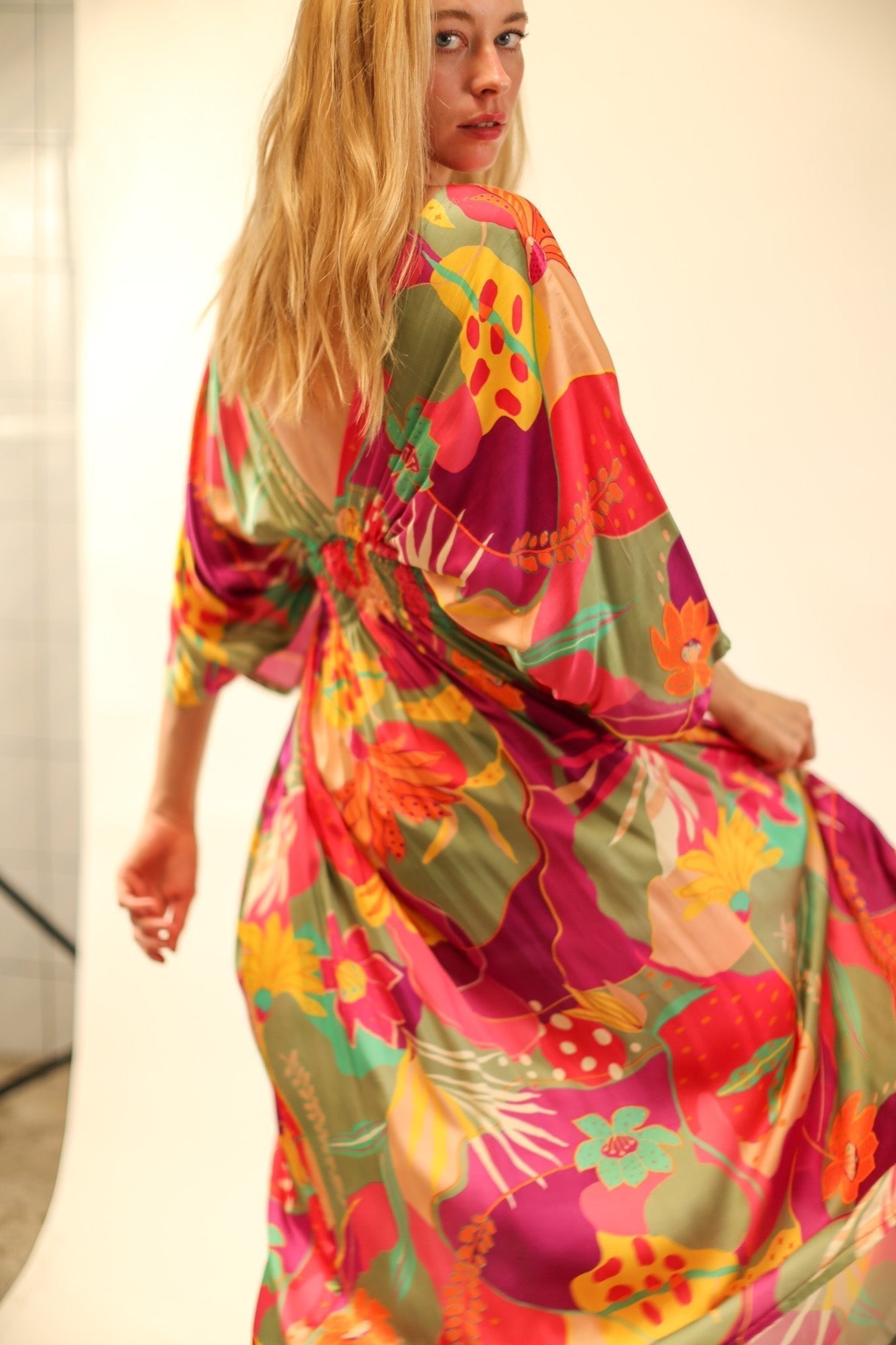 SILK KAFTAN DRESS HILLARY - MOMO STUDIO BERLIN - Berlin Concept Store - sustainable & ethical fashion