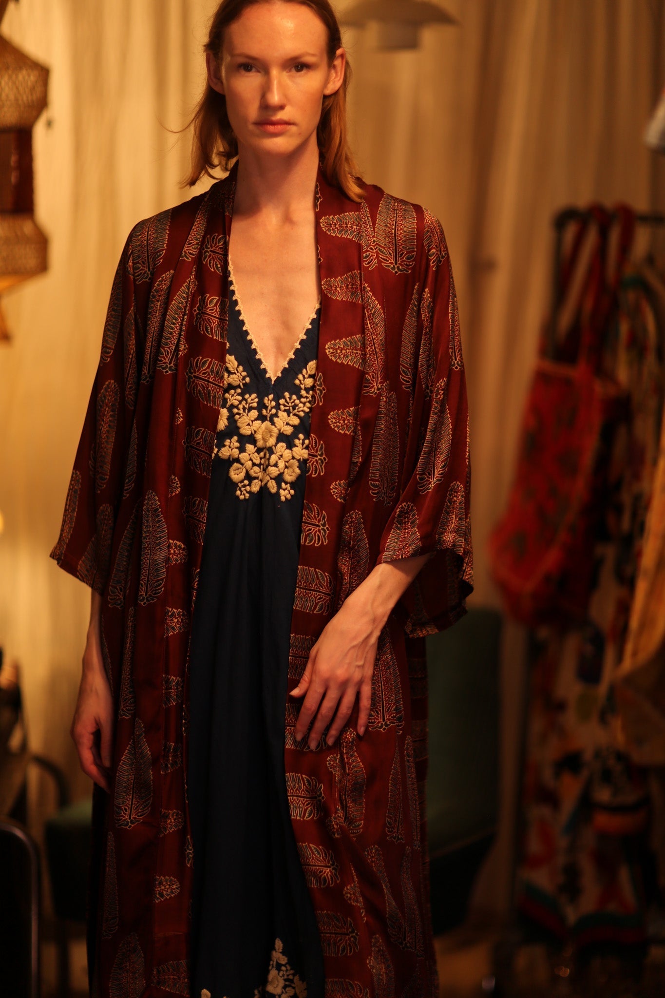 SILK KIMONO RED FEATHER - MOMO STUDIO BERLIN - Berlin Concept Store - sustainable & ethical fashion