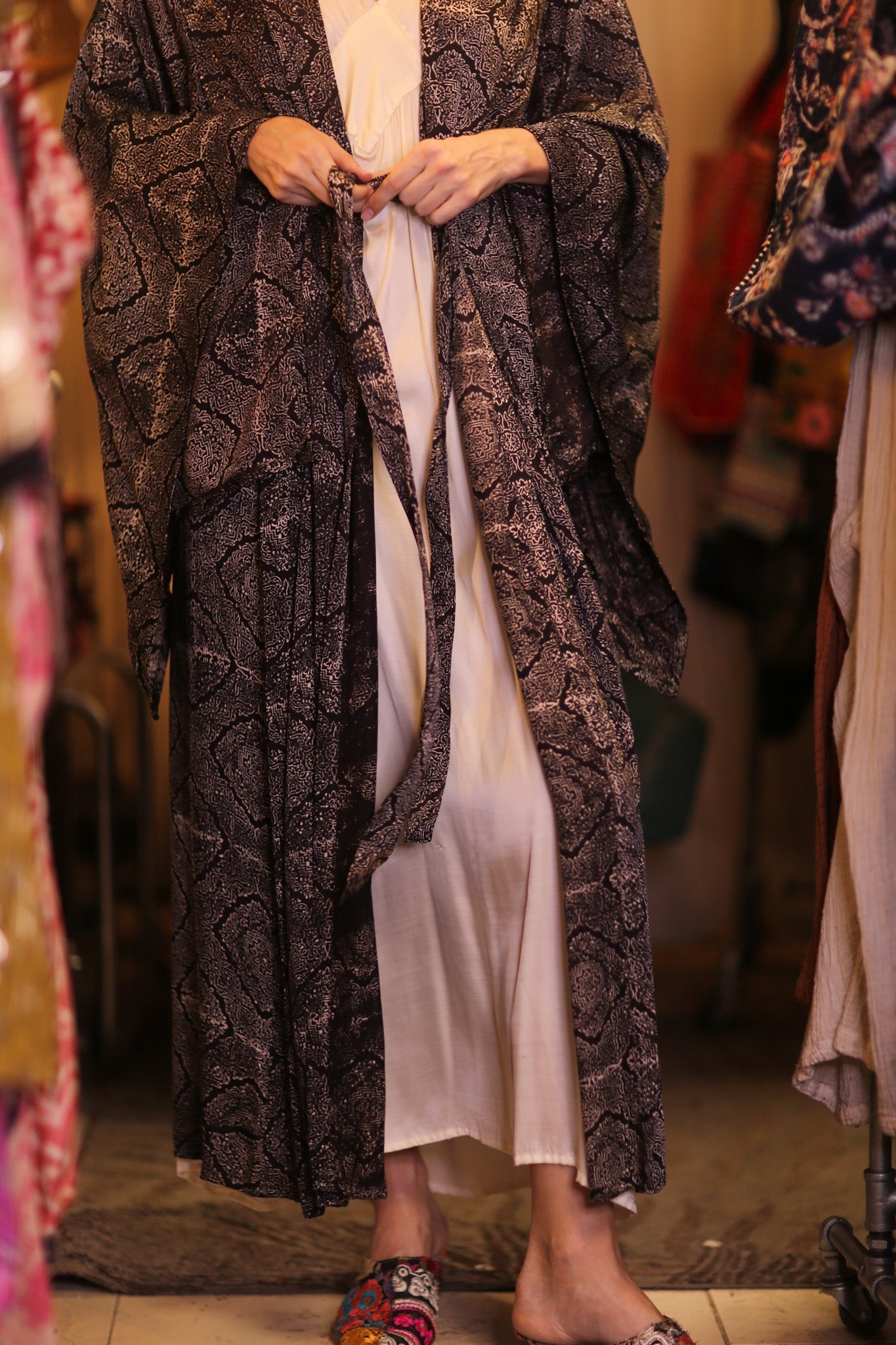 SILK KIMONO WING PINA KANOU - MOMO STUDIO BERLIN - Berlin Concept Store - sustainable & ethical fashion