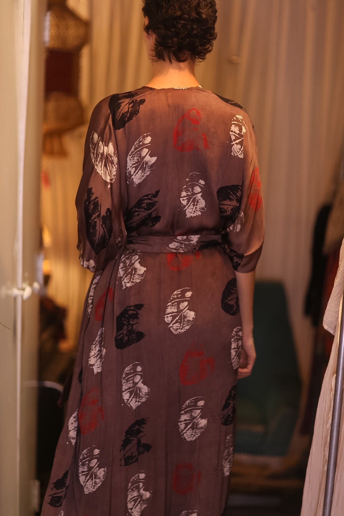SILK LONG KIMONO WITH BELT NIKO - MOMO STUDIO BERLIN - Berlin Concept Store - sustainable & ethical fashion