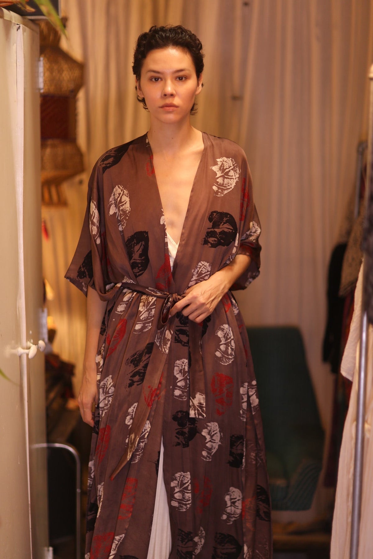 SILK LONG KIMONO WITH BELT NIKO - MOMO STUDIO BERLIN - Berlin Concept Store - sustainable & ethical fashion