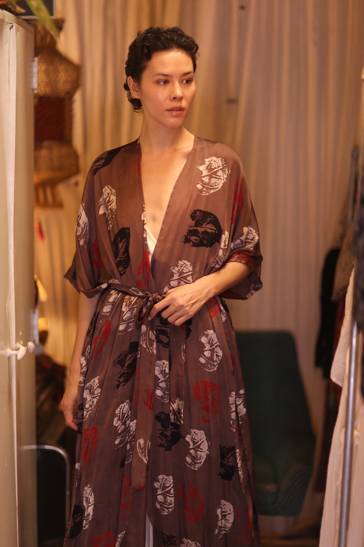 SILK LONG KIMONO WITH BELT NIKO - MOMO STUDIO BERLIN - Berlin Concept Store - sustainable & ethical fashion