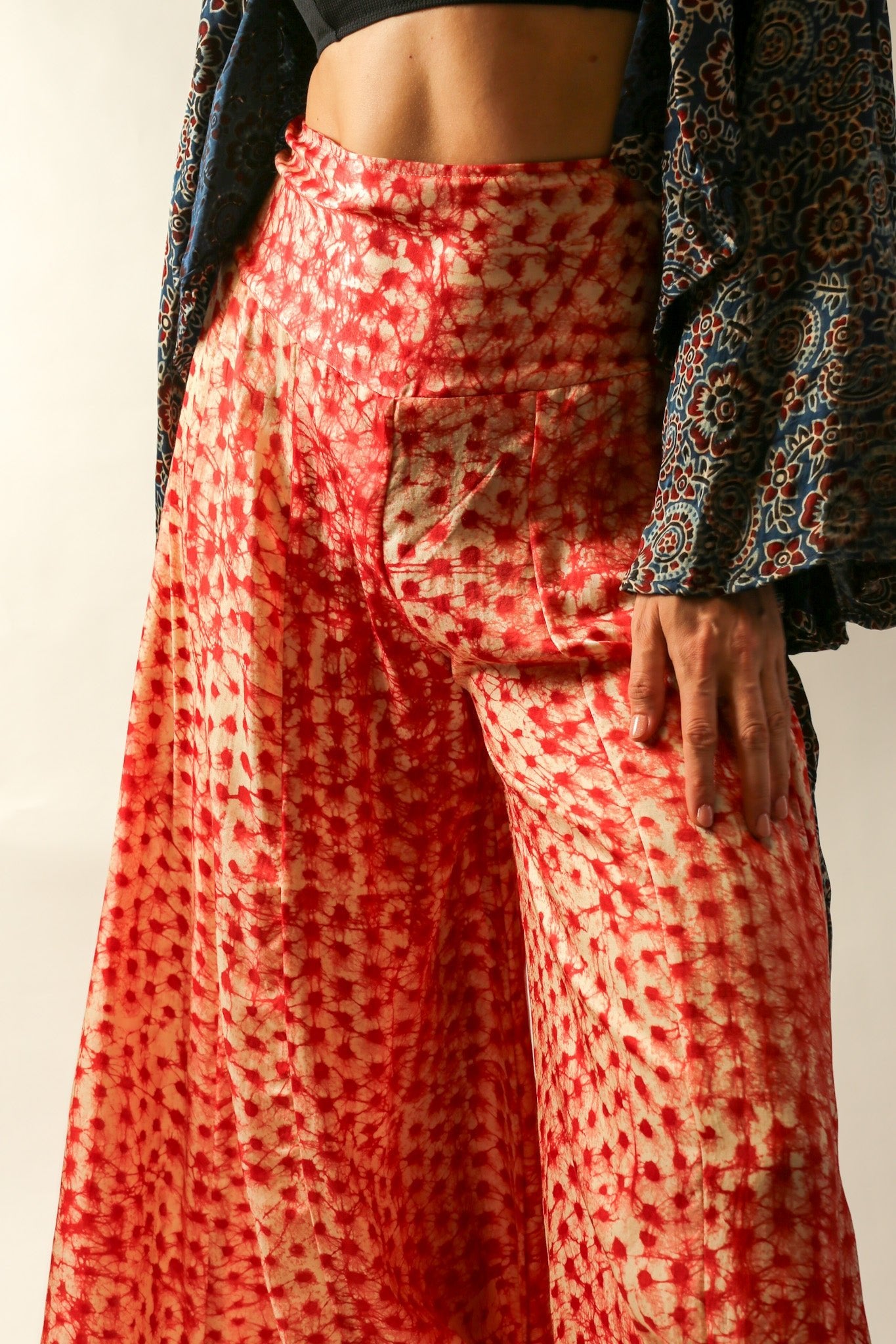 SILK PINK DOT WIDE LEG PANTS - MOMO STUDIO BERLIN - Berlin Concept Store - sustainable & ethical fashion