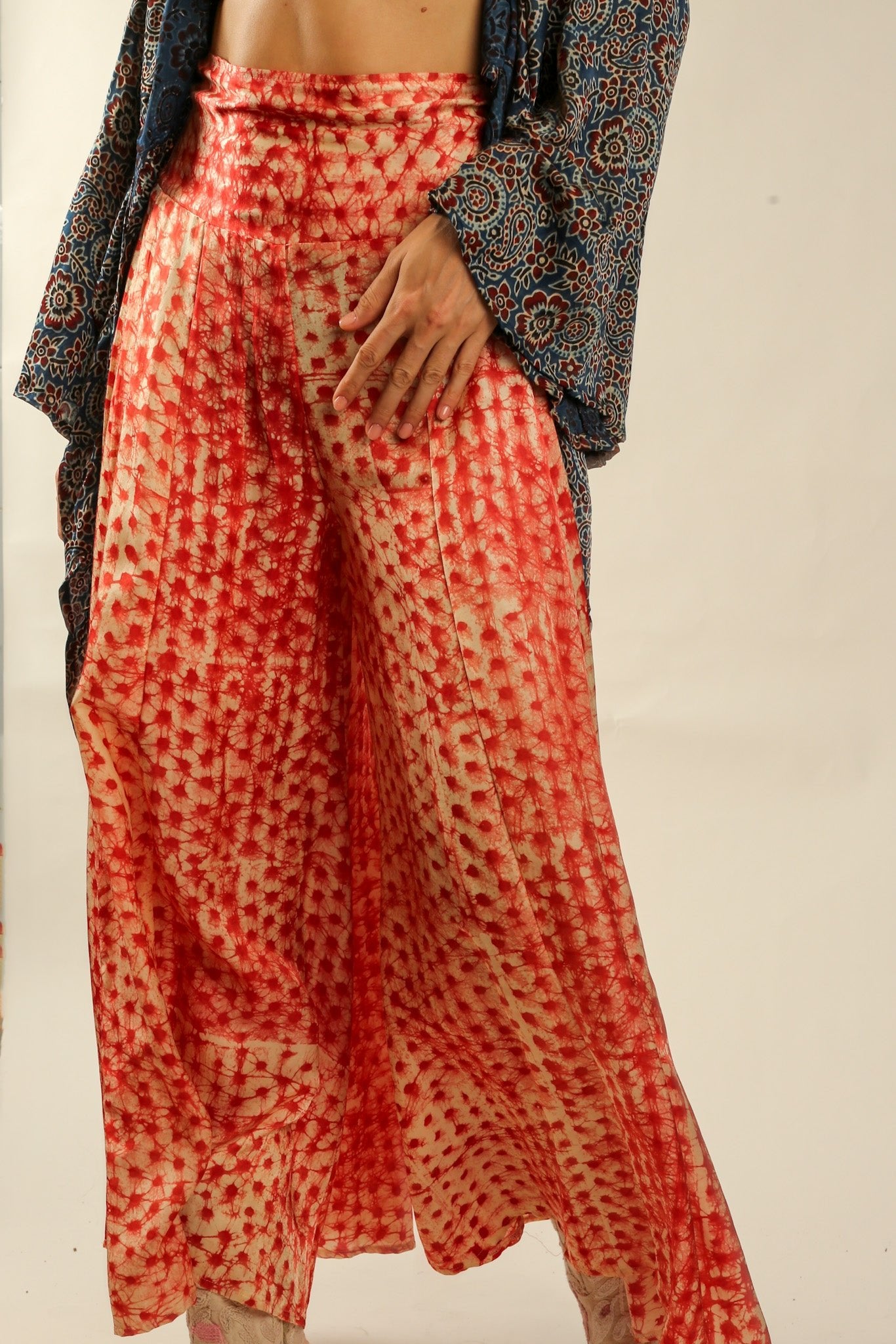 SILK PINK DOT WIDE LEG PANTS - MOMO STUDIO BERLIN - Berlin Concept Store - sustainable & ethical fashion