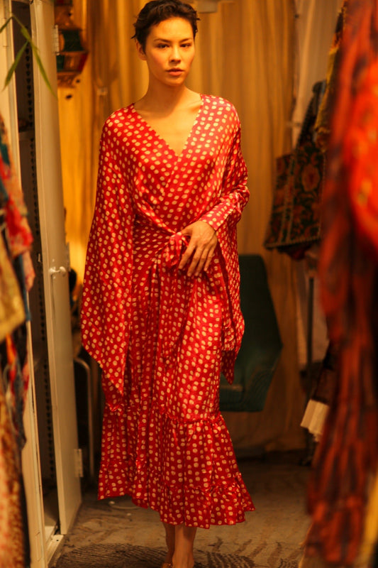 SILK RED XXL KIMONO NURI - MOMO STUDIO BERLIN - Berlin Concept Store - sustainable & ethical fashion