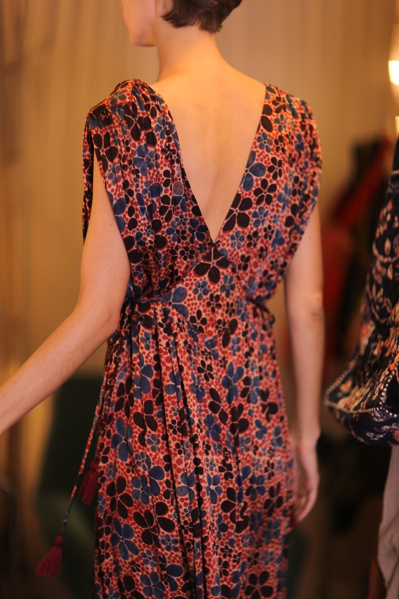 SILK VICTORIA DRESS FRANGIPANI - MOMO STUDIO BERLIN - Berlin Concept Store - sustainable & ethical fashion