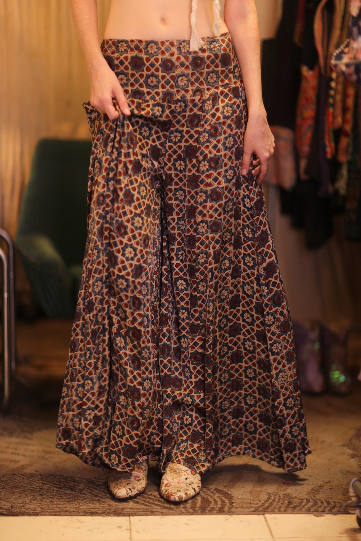 SILK WIDE LEG LONG PANT MHANKWET - BANGKOK TAILOR CLOTHING STORE - HANDMADE CLOTHING