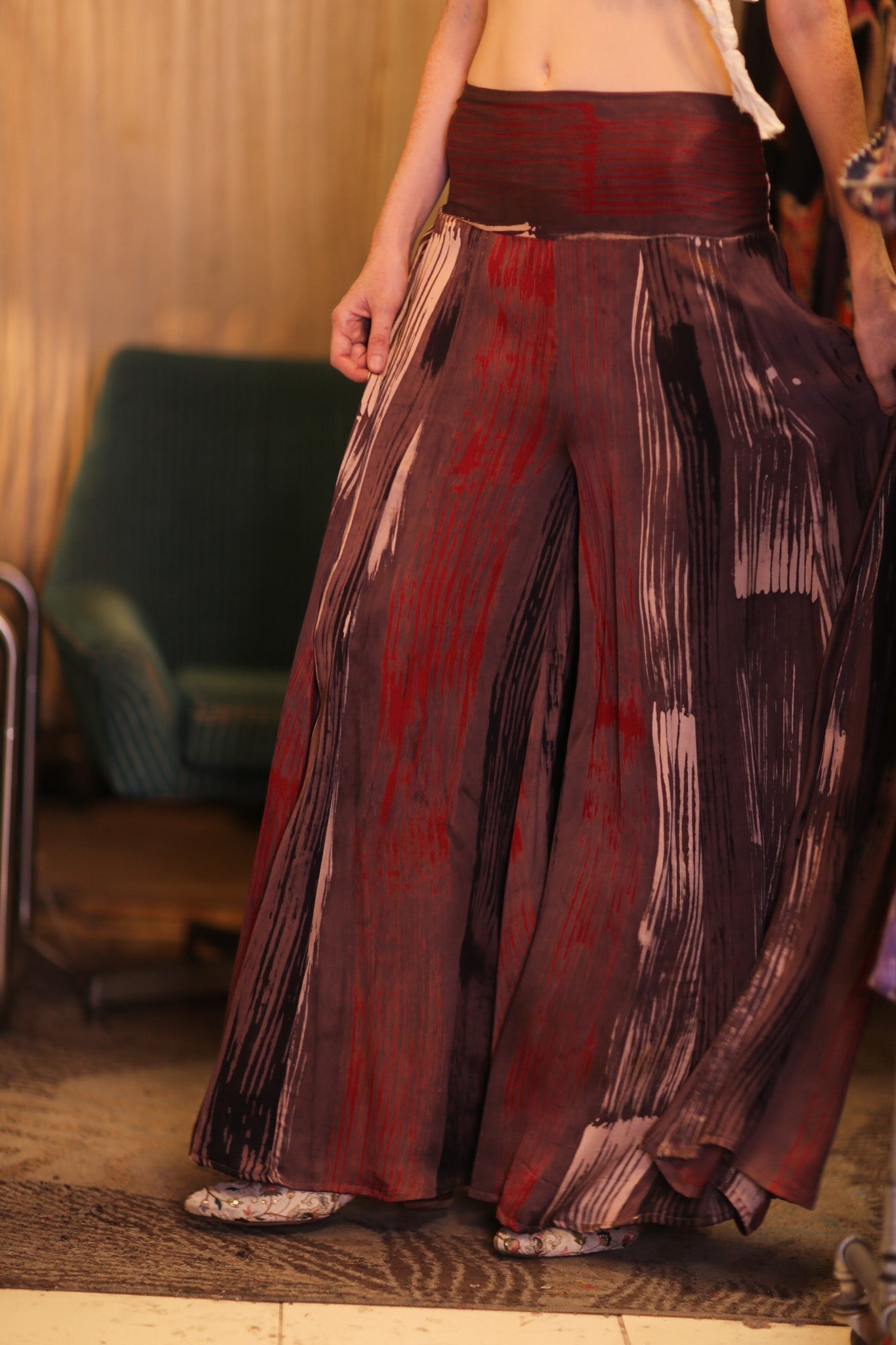 SILK WIDE LEG LONG PANTS RUBY BARNETT - MOMO STUDIO BERLIN - Berlin Concept Store - sustainable & ethical fashion