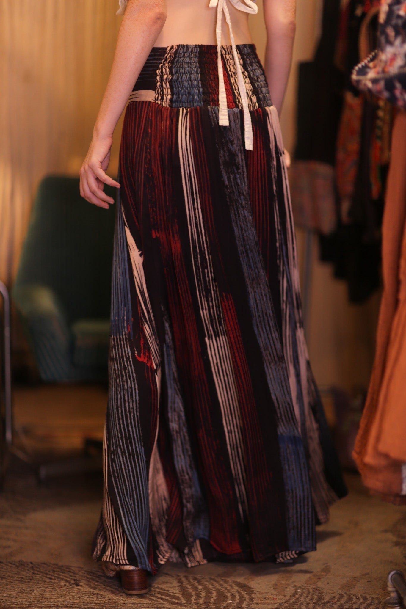 SILK WIDE LEG LONG PANTS RUBY NEO - MOMO STUDIO BERLIN - Berlin Concept Store - sustainable & ethical fashion