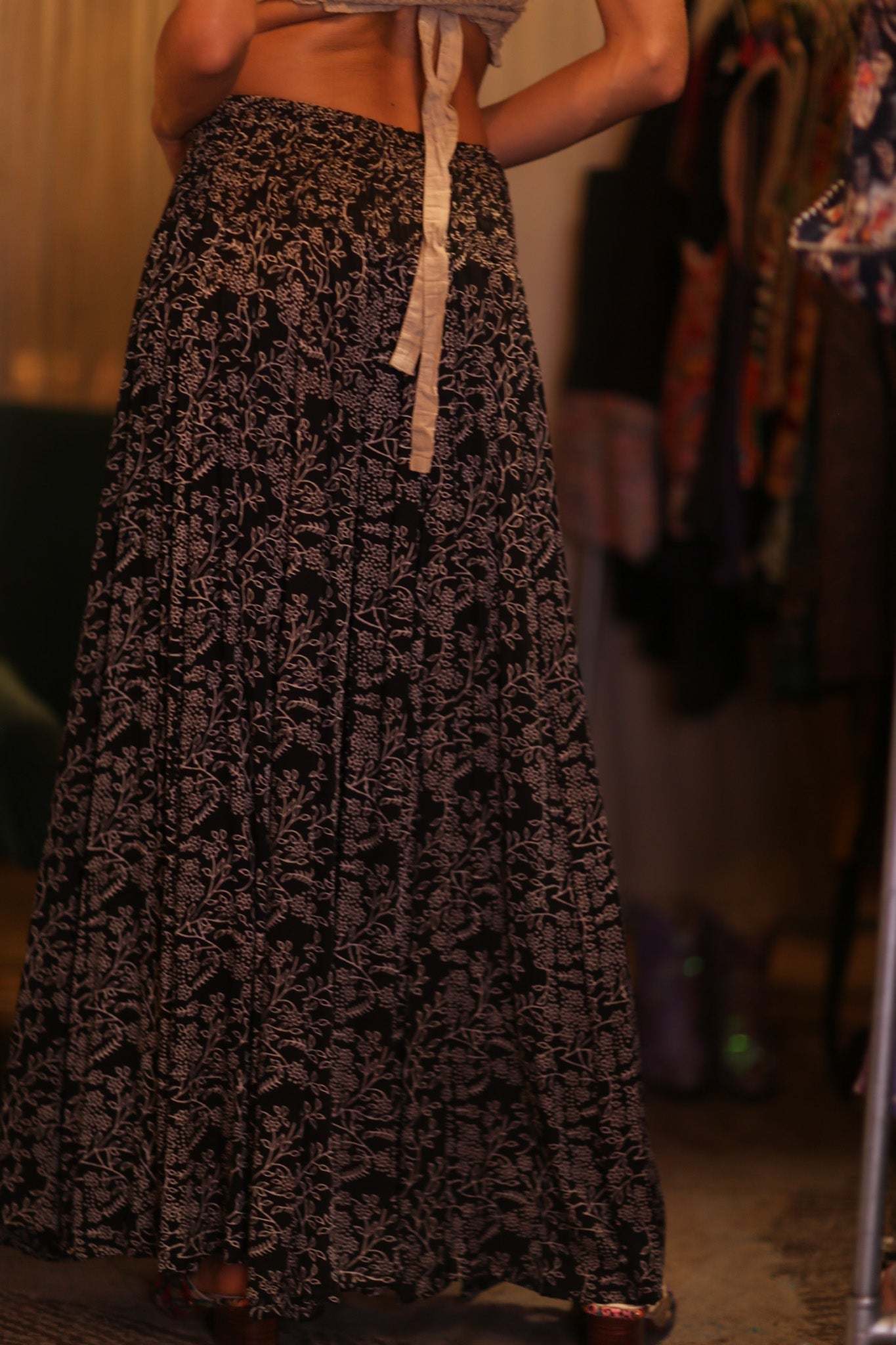 SILK WIDE LEG PANTS RUBY BLOOM - MOMO STUDIO BERLIN - Berlin Concept Store - sustainable & ethical fashion
