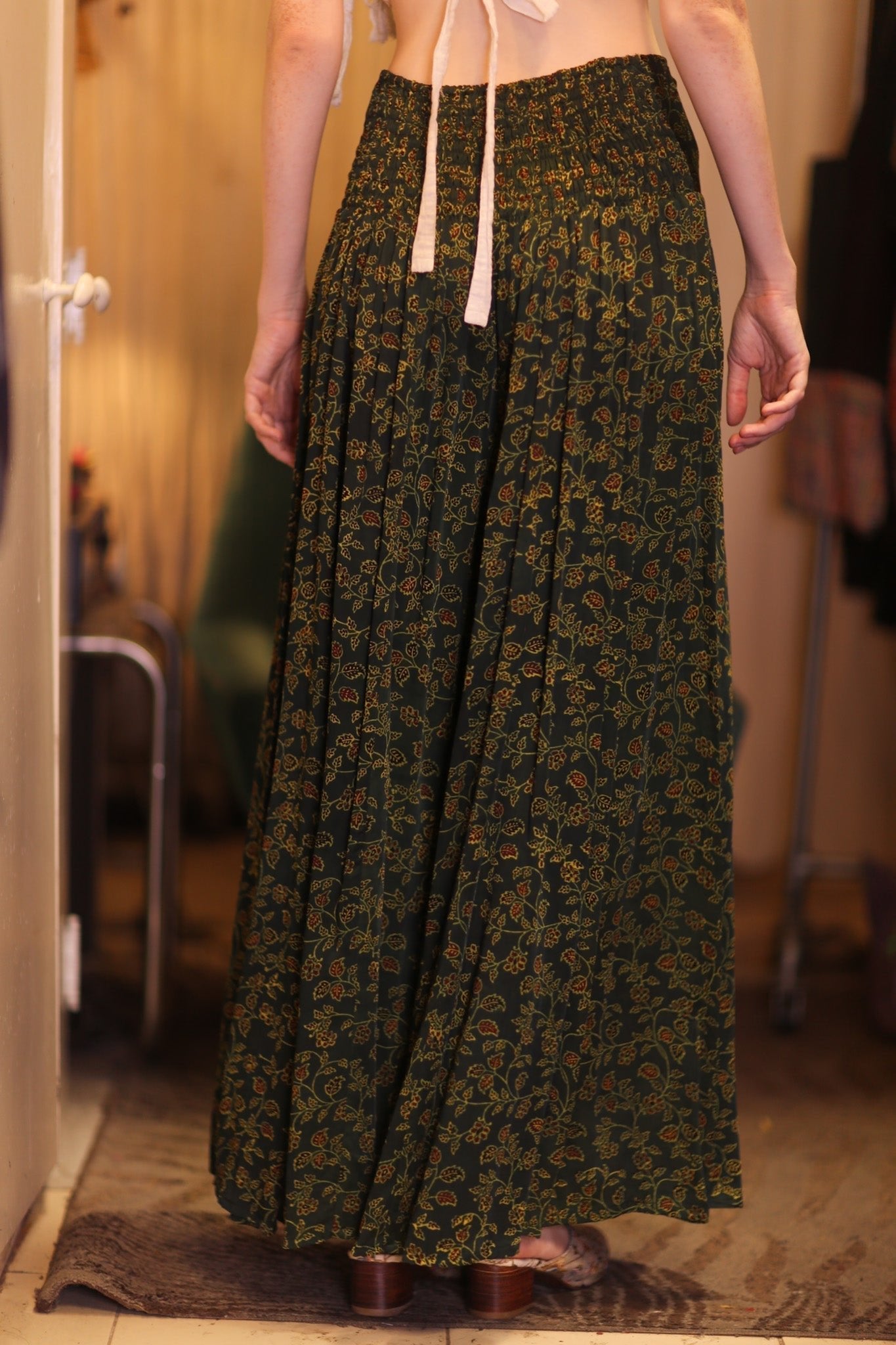 SIlK WIDE LEGS LONG PANTS RUBY FLAMBOYANT - MOMO STUDIO BERLIN - Berlin Concept Store - sustainable & ethical fashion