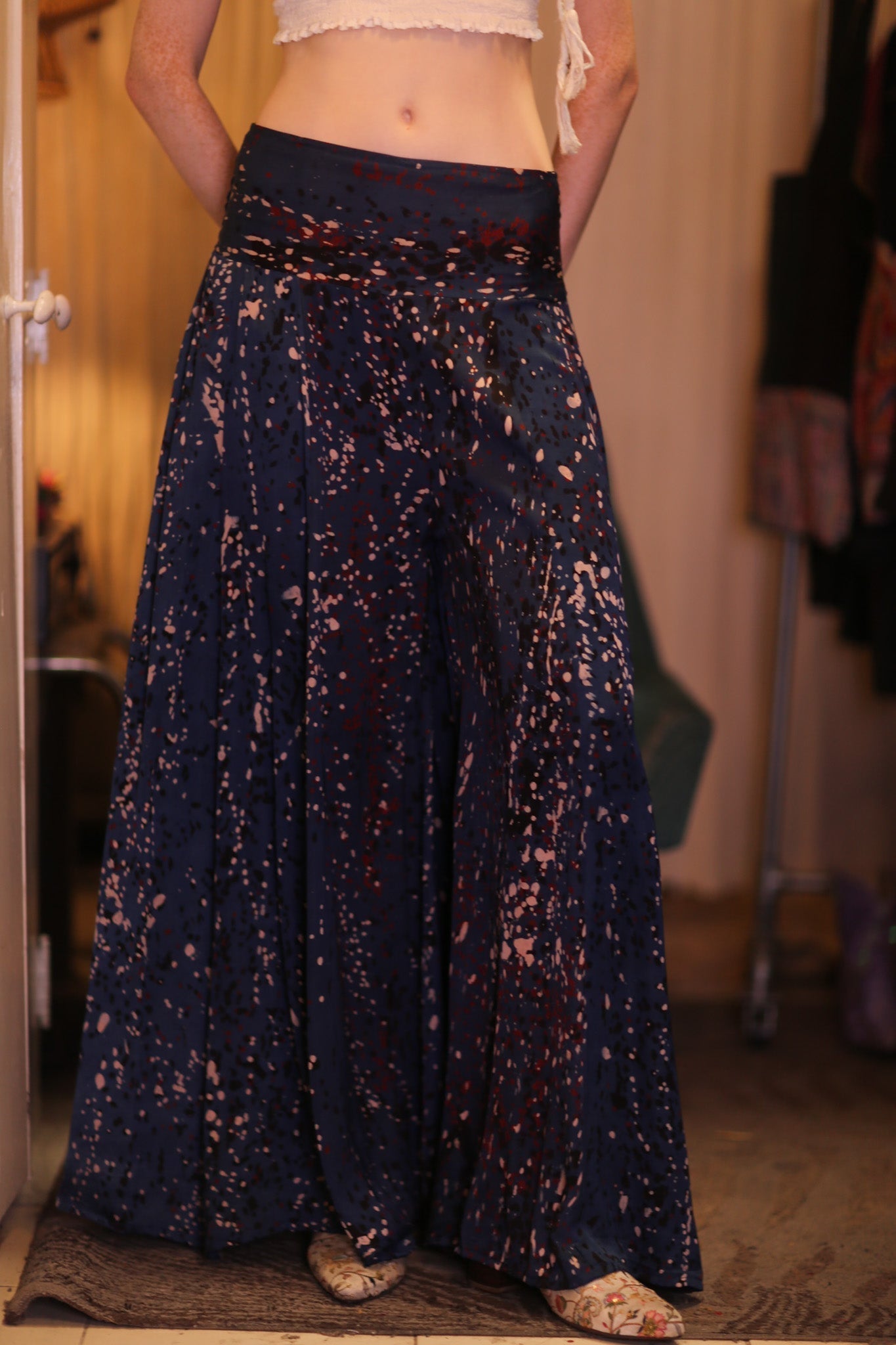 SILK WIDE LEGS LONG PANTS RUBY STARRY - MOMO STUDIO BERLIN - Berlin Concept Store - sustainable & ethical fashion