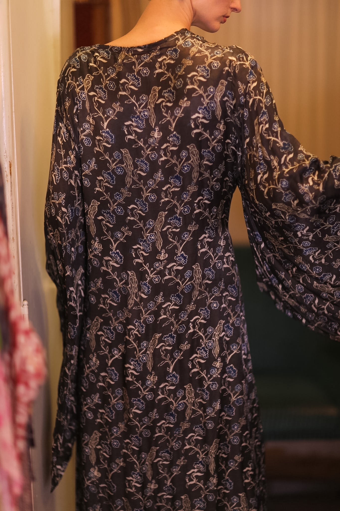 SILK WING KIMONO PINA BLUEBIRD - MOMO STUDIO BERLIN - Berlin Concept Store - sustainable & ethical fashion